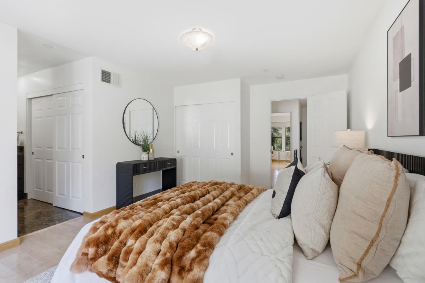 Detail Gallery Image 27 of 34 For 926 La Mesa Ter a,  Sunnyvale,  CA 94086 - 4 Beds | 3 Baths