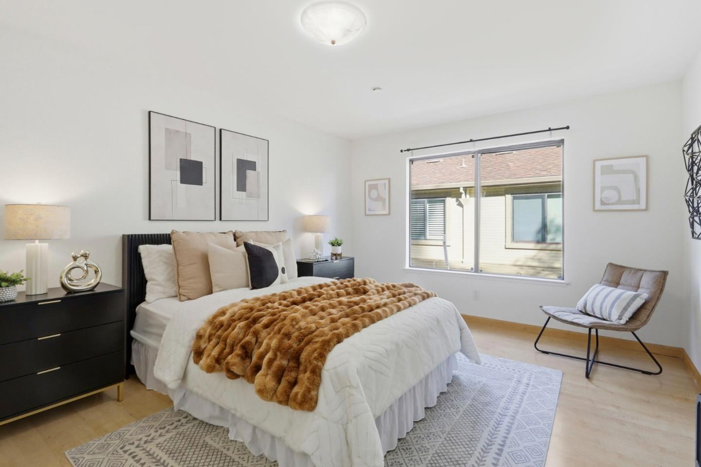 Detail Gallery Image 28 of 34 For 926 La Mesa Ter a,  Sunnyvale,  CA 94086 - 4 Beds | 3 Baths