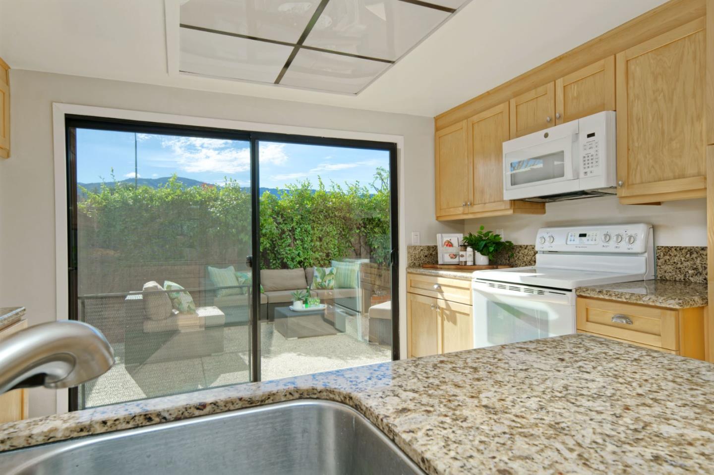 Photo #12: ML82027007 Listing: Photo #12