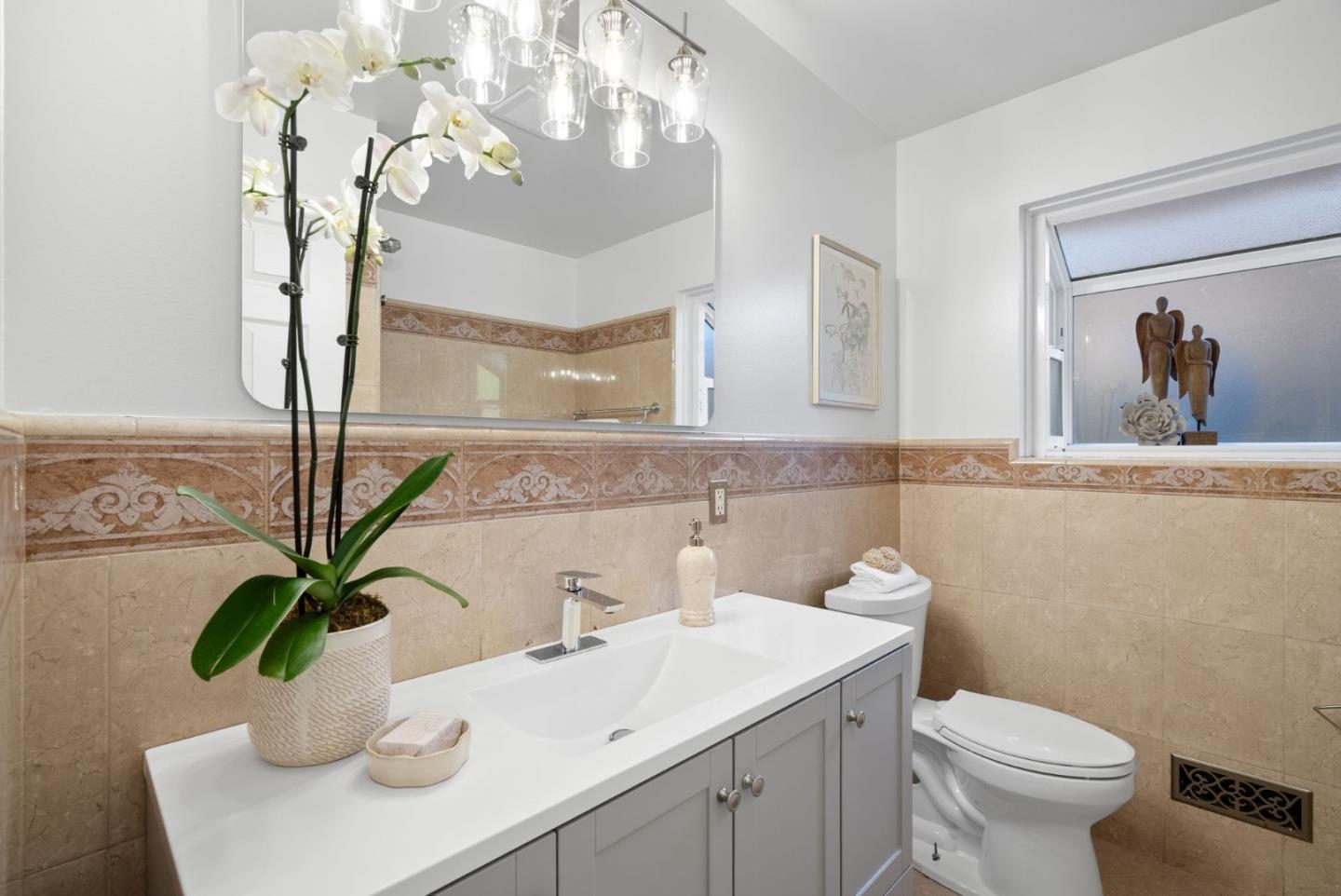 Detail Gallery Image 20 of 25 For 551 Sequoia Ave, Redwood City,  CA 94061 - 3 Beds | 2/1 Baths