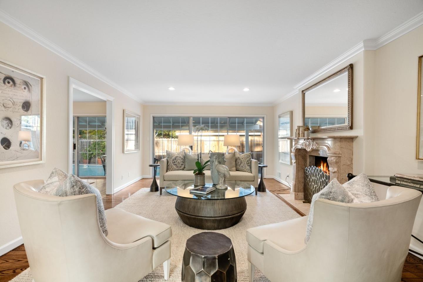 Detail Gallery Image 4 of 25 For 551 Sequoia Ave, Redwood City,  CA 94061 - 3 Beds | 2/1 Baths