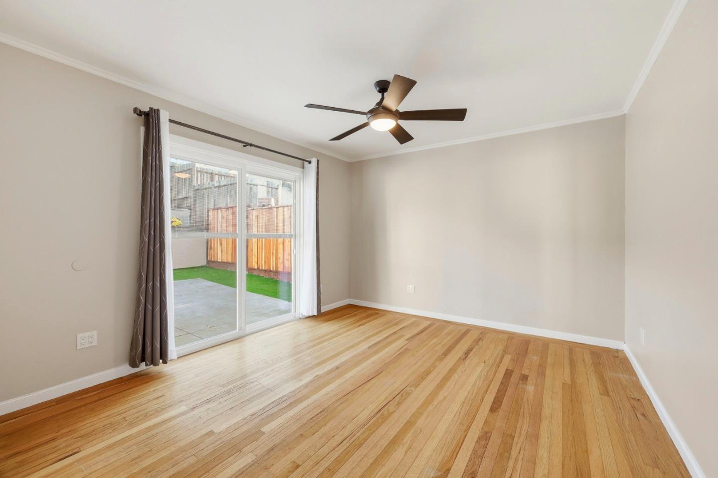 Detail Gallery Image 14 of 28 For 155 Brentwood Dr, South San Francisco,  CA 94080 - 2 Beds | 2 Baths