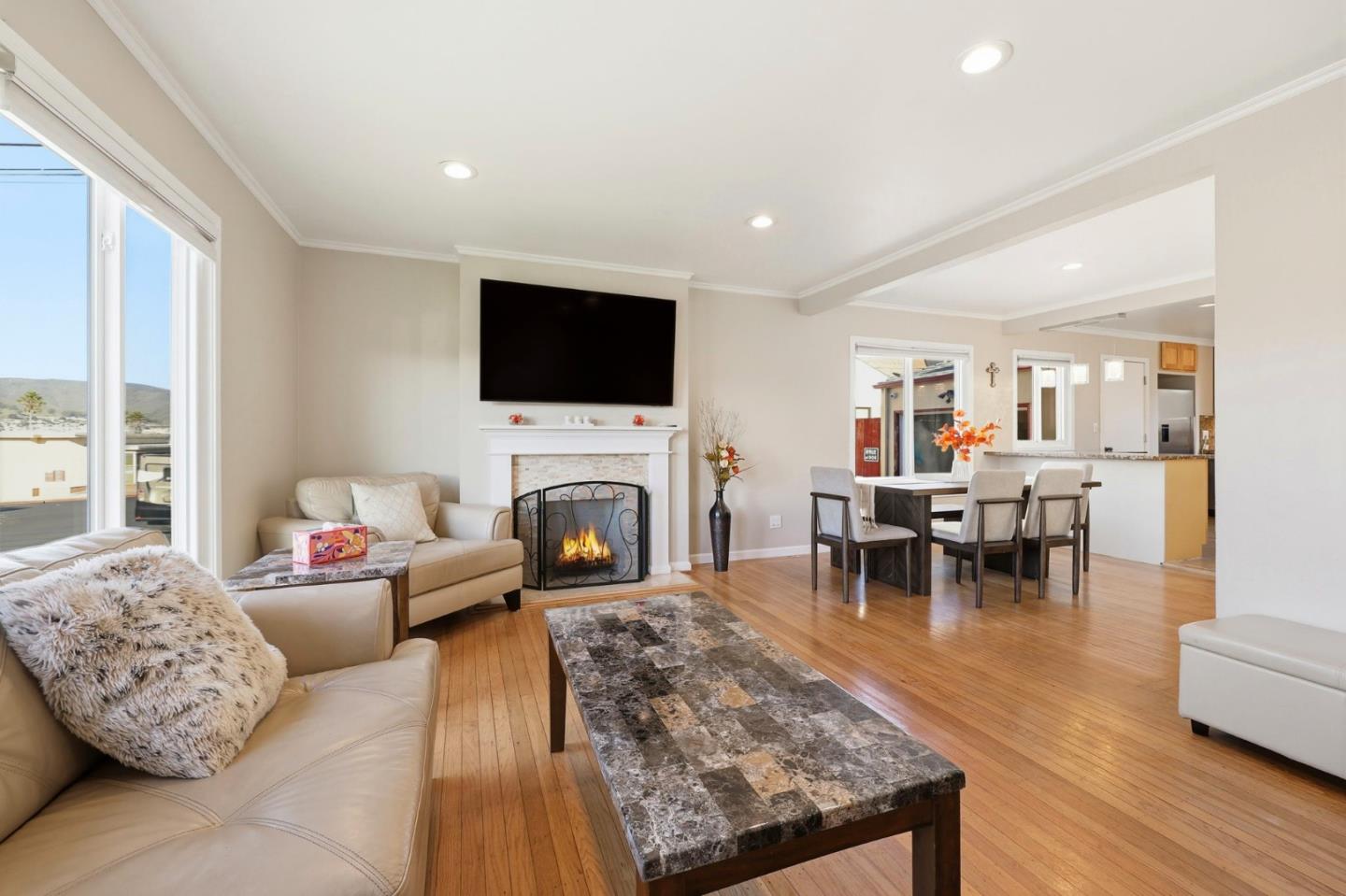 Detail Gallery Image 6 of 28 For 155 Brentwood Dr, South San Francisco,  CA 94080 - 2 Beds | 2 Baths