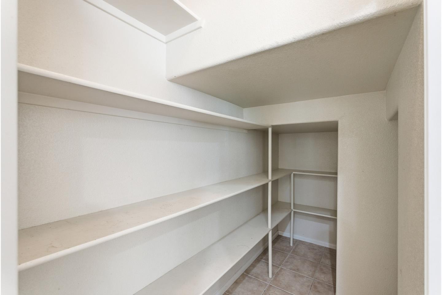 Detail Gallery Image 13 of 47 For 2014 Gammell Brown Pl, Santa Clara,  CA 95050 - 5 Beds | 3 Baths