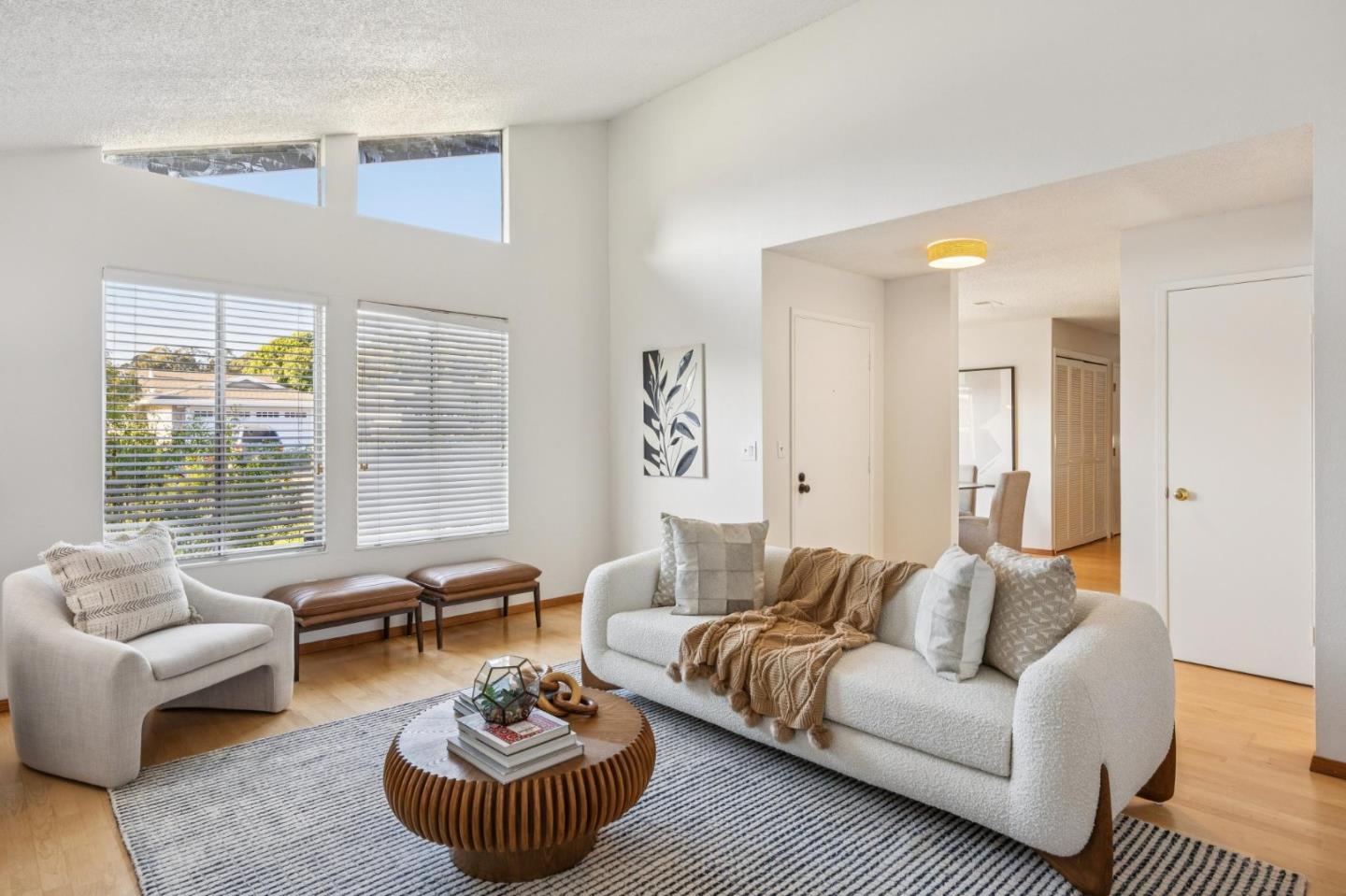 Detail Gallery Image 11 of 54 For 1557 Mizzen Ln, Half Moon Bay,  CA 94019 - 3 Beds | 2 Baths