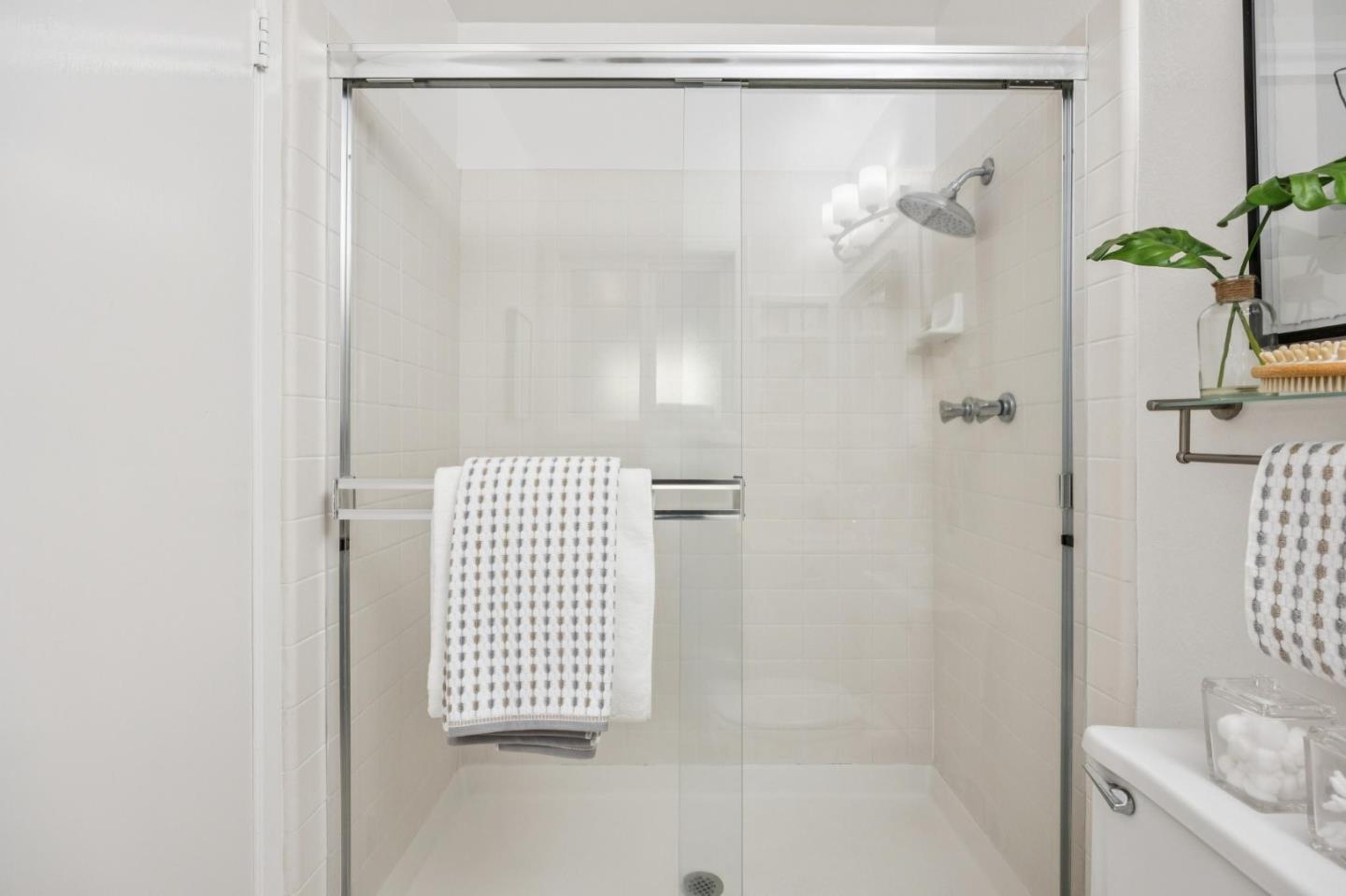 Detail Gallery Image 34 of 54 For 1557 Mizzen Ln, Half Moon Bay,  CA 94019 - 3 Beds | 2 Baths