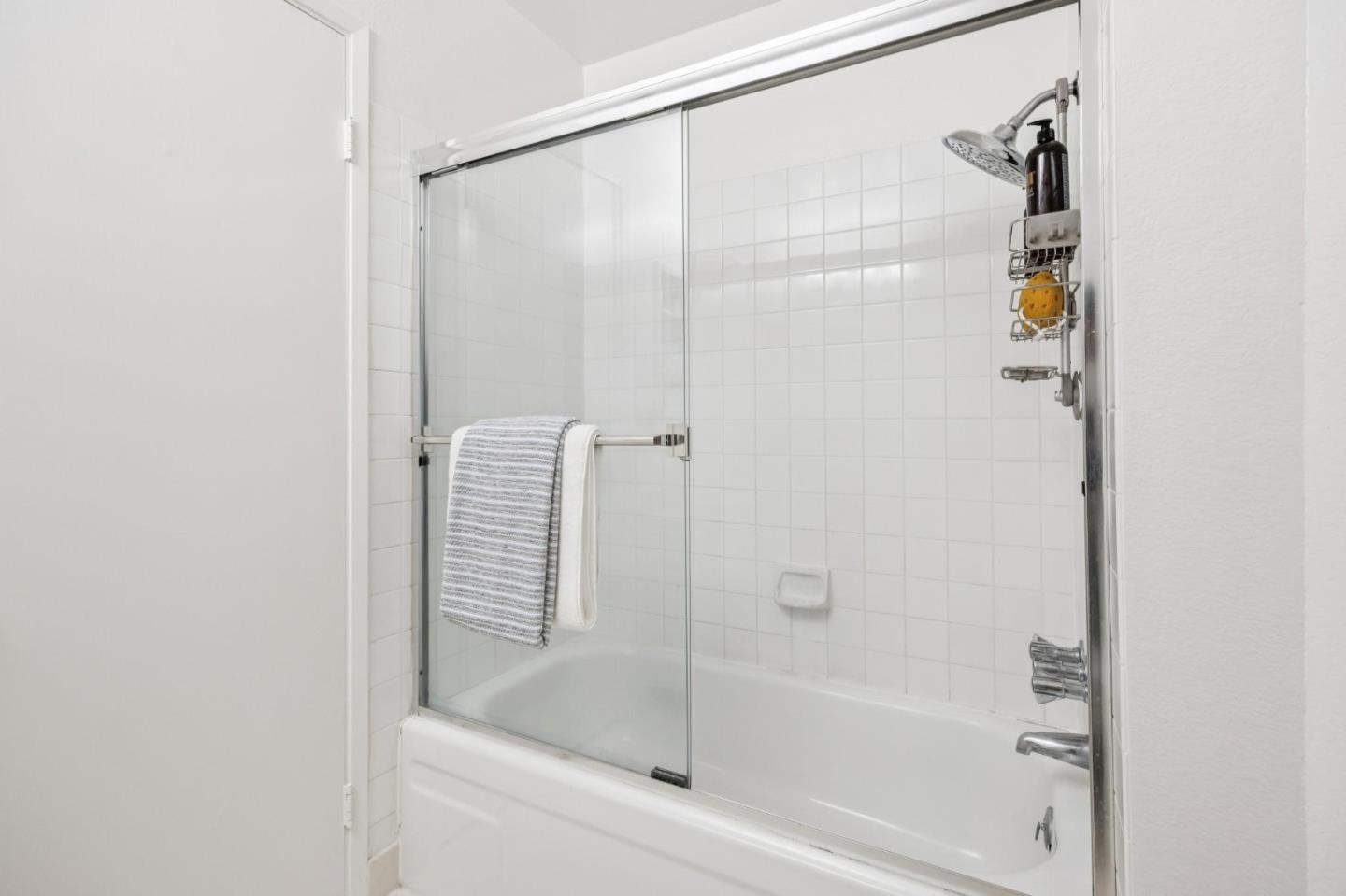 Detail Gallery Image 39 of 54 For 1557 Mizzen Ln, Half Moon Bay,  CA 94019 - 3 Beds | 2 Baths