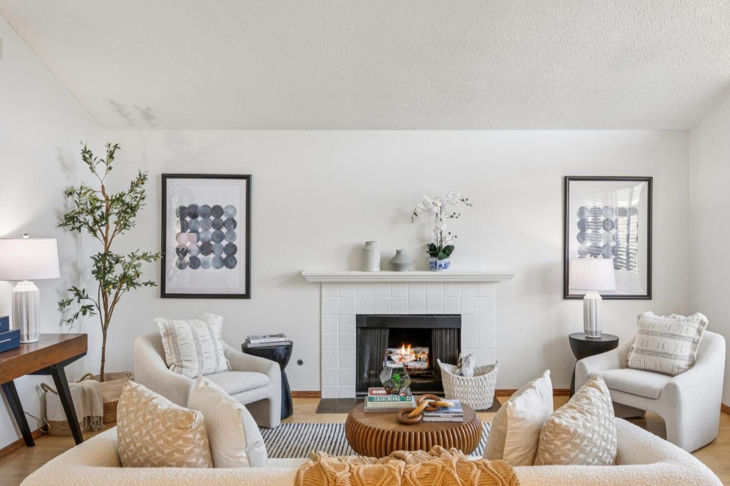 Detail Gallery Image 7 of 54 For 1557 Mizzen Ln, Half Moon Bay,  CA 94019 - 3 Beds | 2 Baths