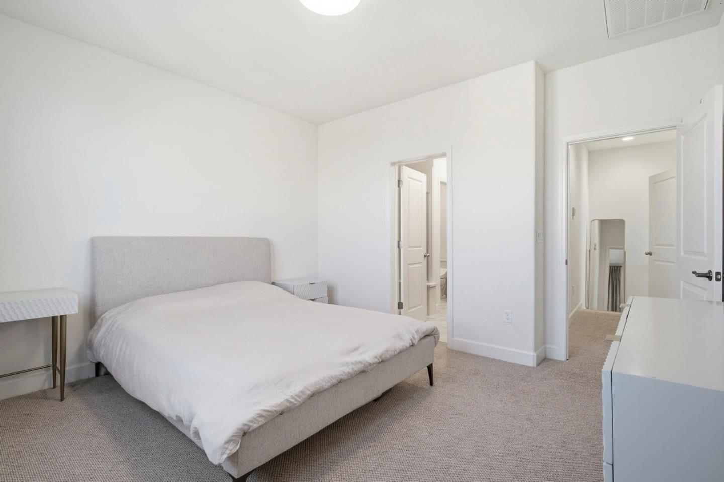 Detail Gallery Image 16 of 37 For 5724 Pandorea Ter, Newark,  CA 94560 - 2 Beds | 2/1 Baths