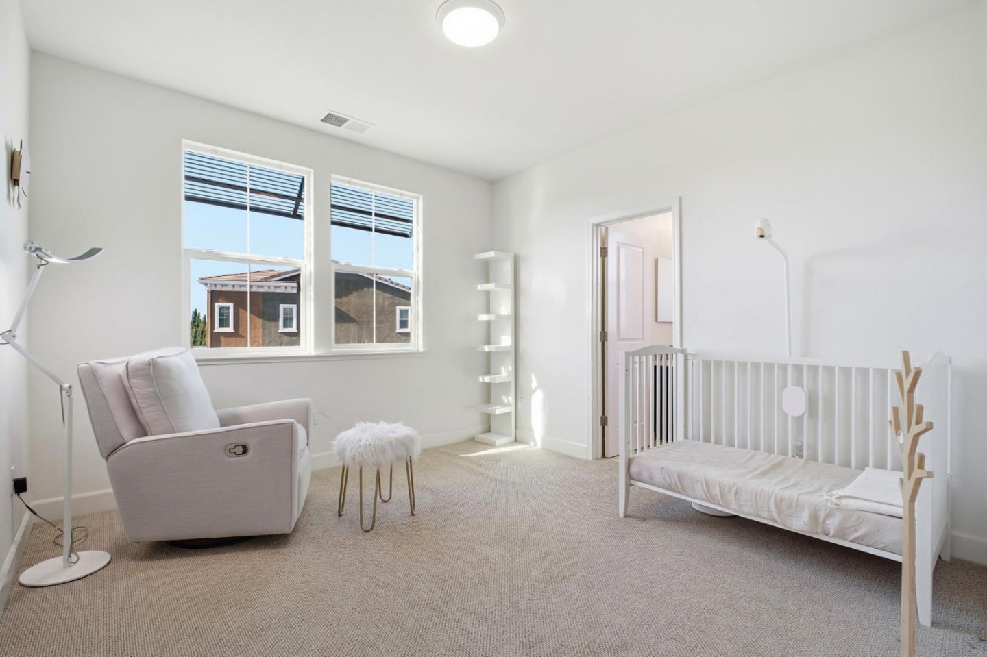 Detail Gallery Image 17 of 37 For 5724 Pandorea Ter, Newark,  CA 94560 - 2 Beds | 2/1 Baths