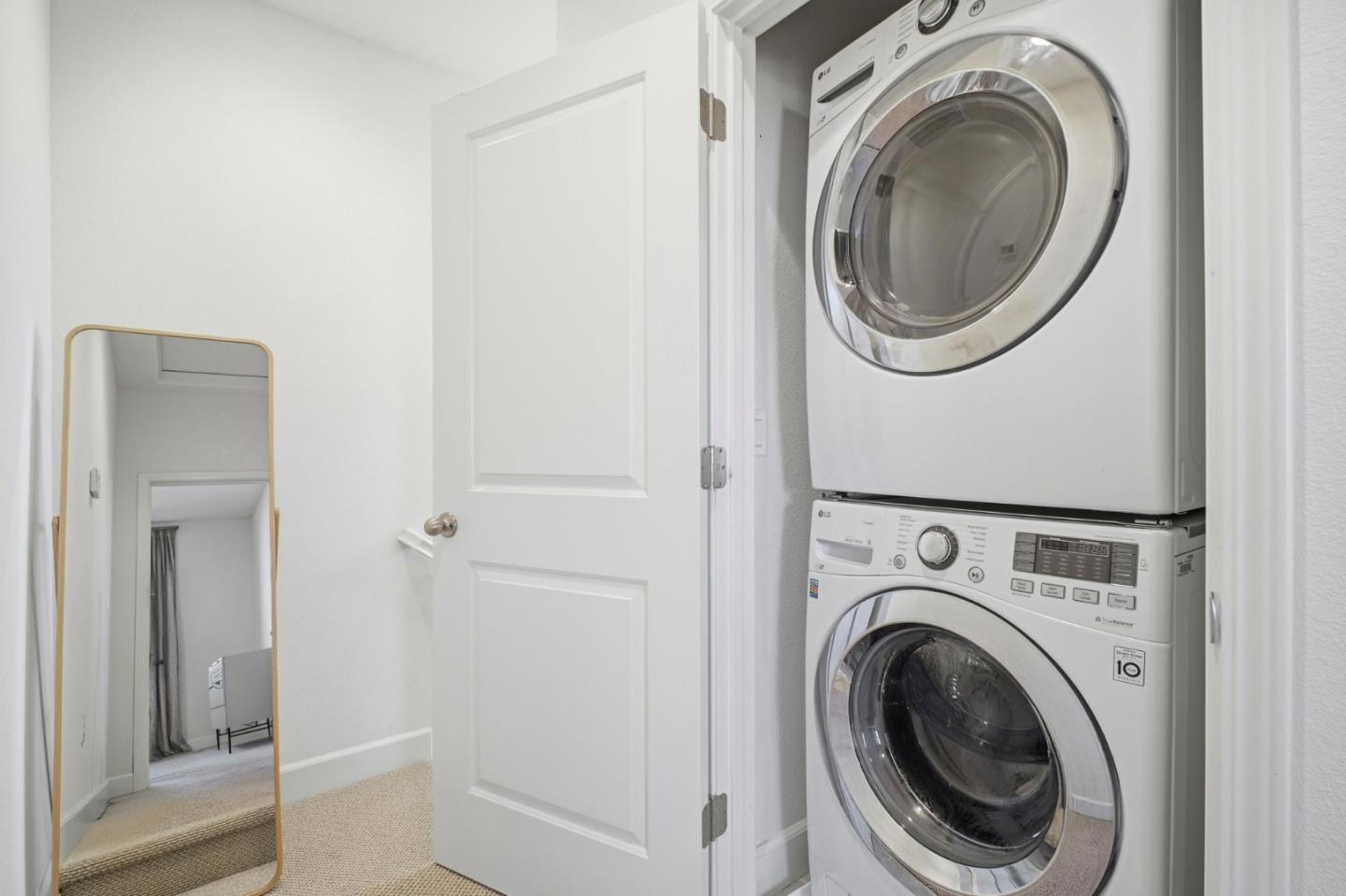 Detail Gallery Image 27 of 37 For 5724 Pandorea Ter, Newark,  CA 94560 - 2 Beds | 2/1 Baths