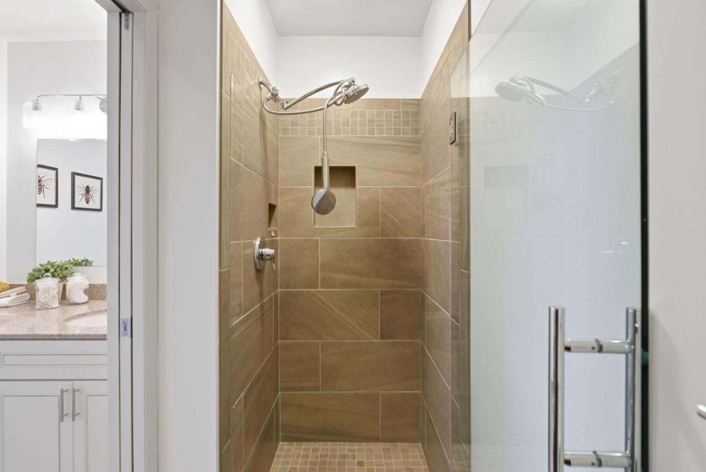 Detail Gallery Image 19 of 39 For 88 Alta Vista Way, Daly City,  CA 94014 - 2 Beds | 2 Baths