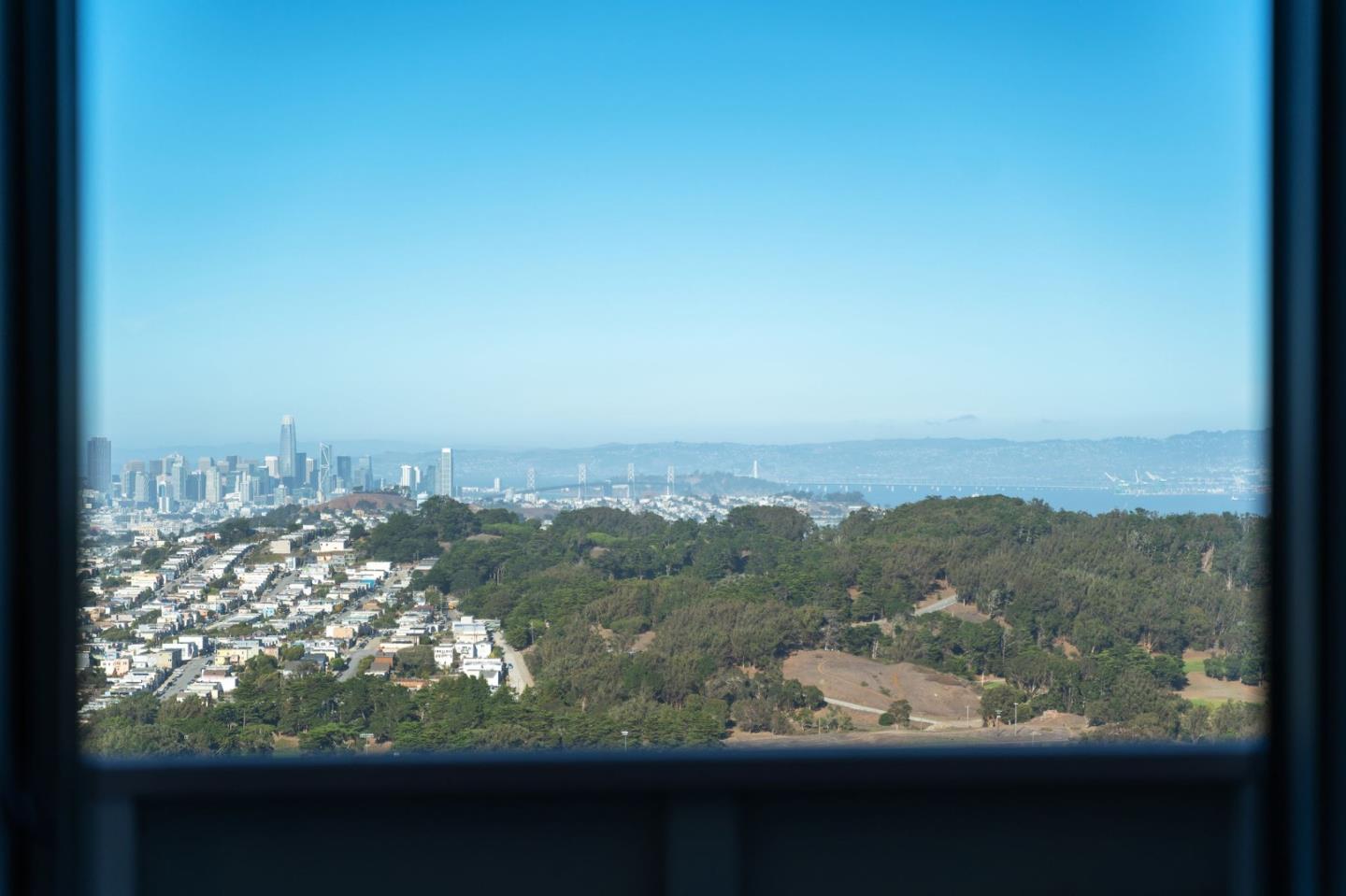 Detail Gallery Image 30 of 39 For 88 Alta Vista Way, Daly City,  CA 94014 - 2 Beds | 2 Baths