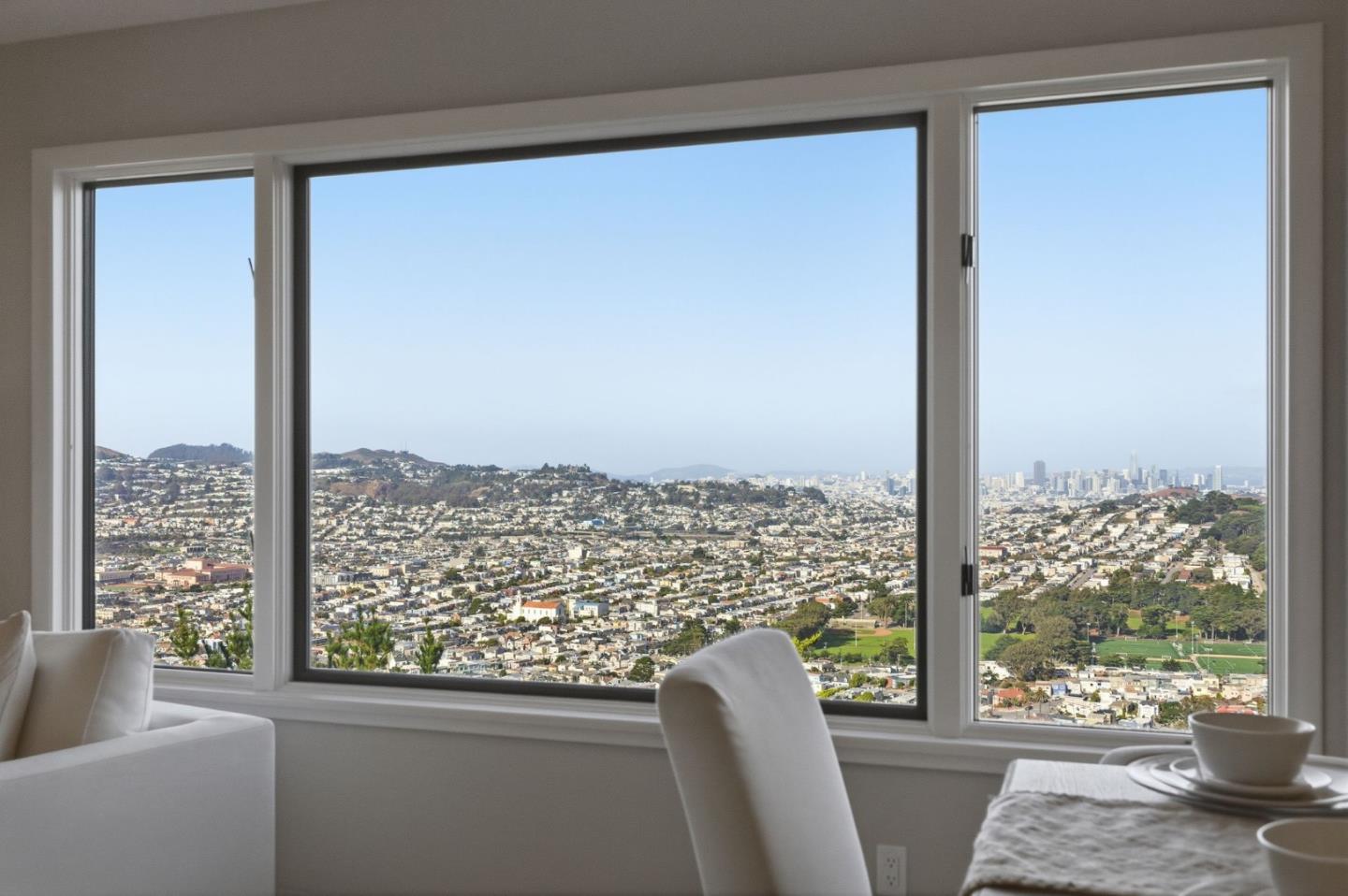 Detail Gallery Image 7 of 39 For 88 Alta Vista Way, Daly City,  CA 94014 - 2 Beds | 2 Baths