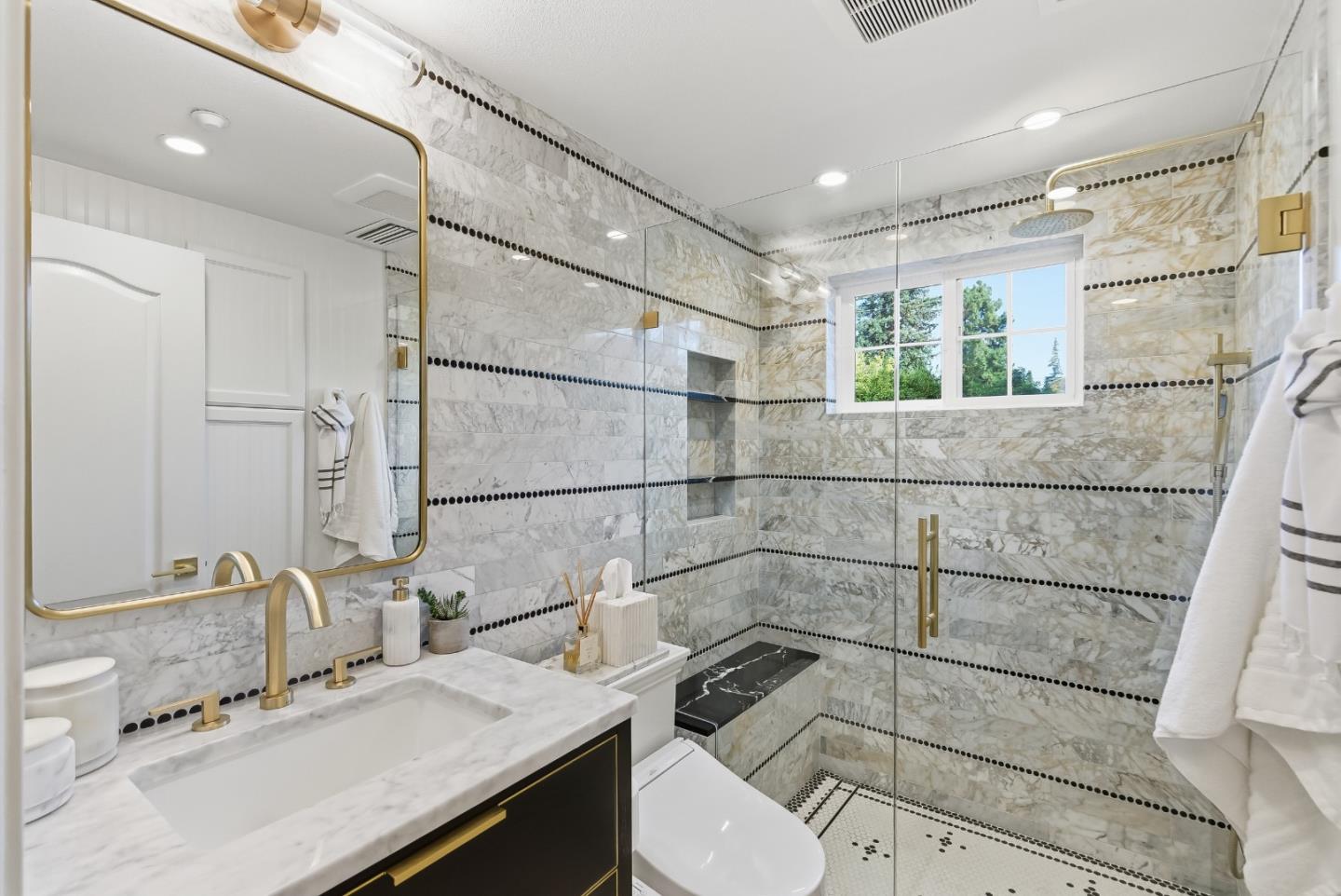 Detail Gallery Image 17 of 24 For 20 Willow Rd #7,  Menlo Park,  CA 94025 - 1 Beds | 1 Baths