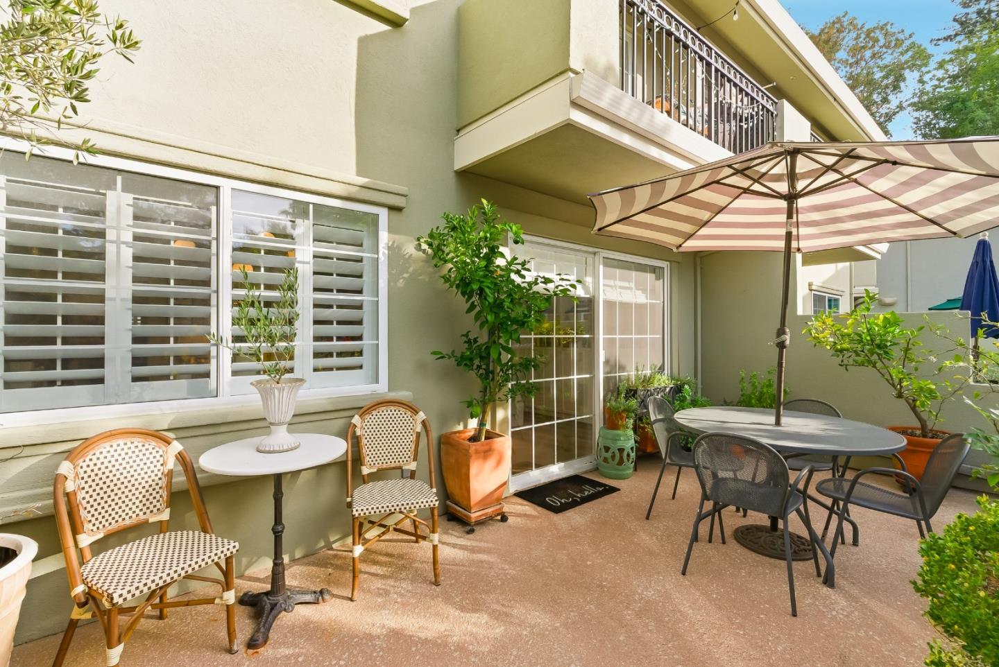 Detail Gallery Image 19 of 24 For 20 Willow Rd #7,  Menlo Park,  CA 94025 - 1 Beds | 1 Baths