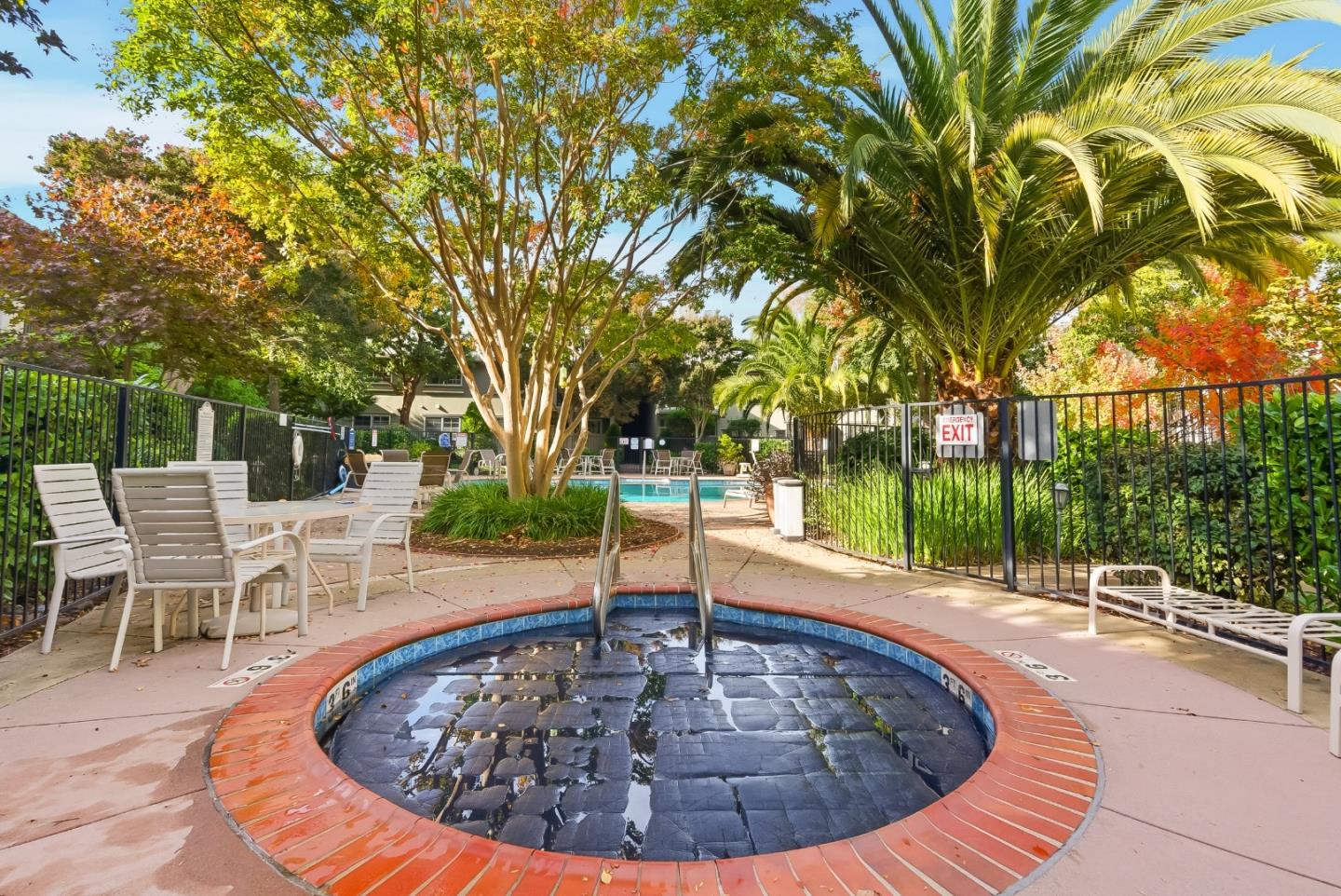 Detail Gallery Image 21 of 24 For 20 Willow Rd #7,  Menlo Park,  CA 94025 - 1 Beds | 1 Baths