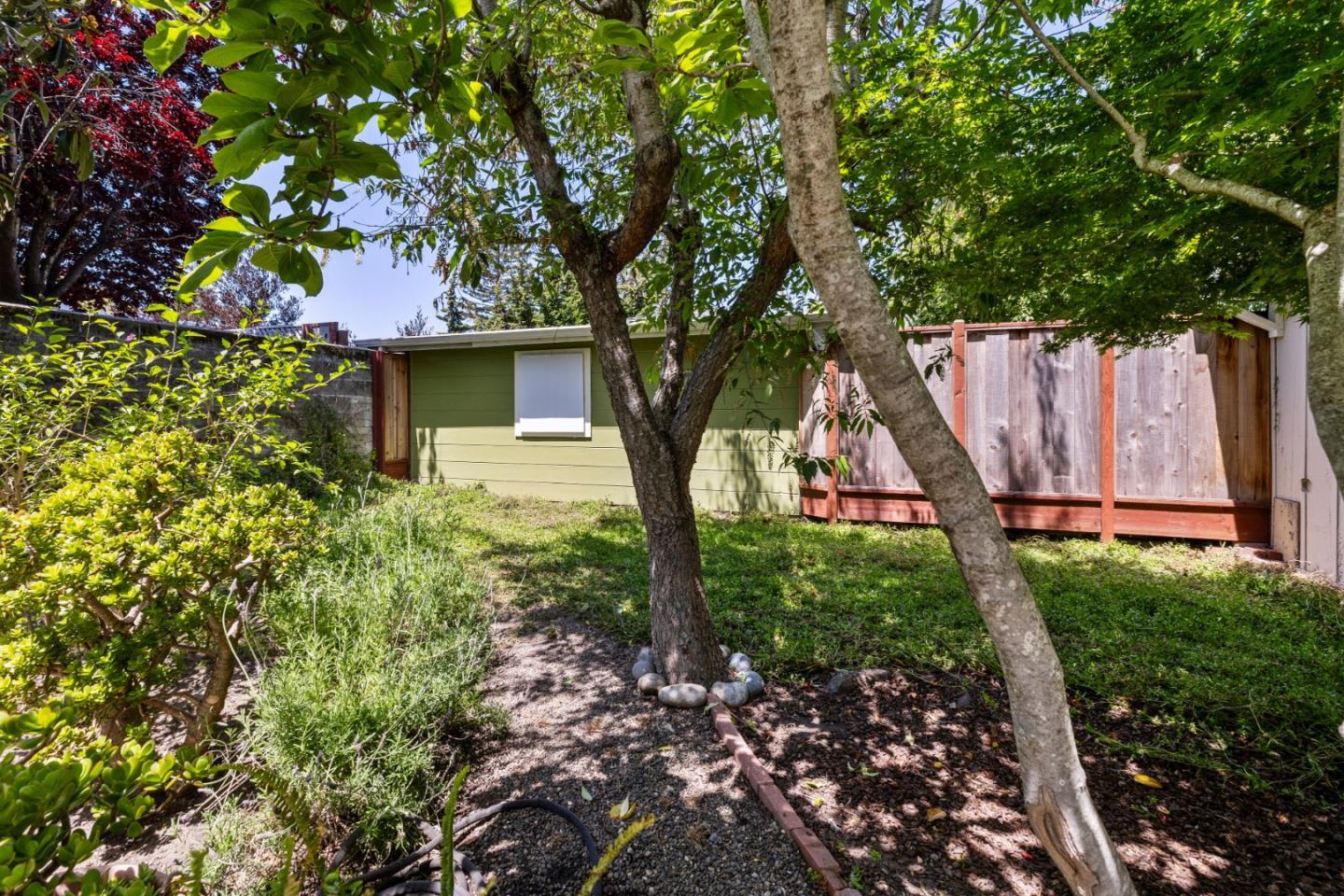 Detail Gallery Image 32 of 40 For 113 Washburn Ave, Santa Cruz,  CA 95060 - 2 Beds | 1/1 Baths