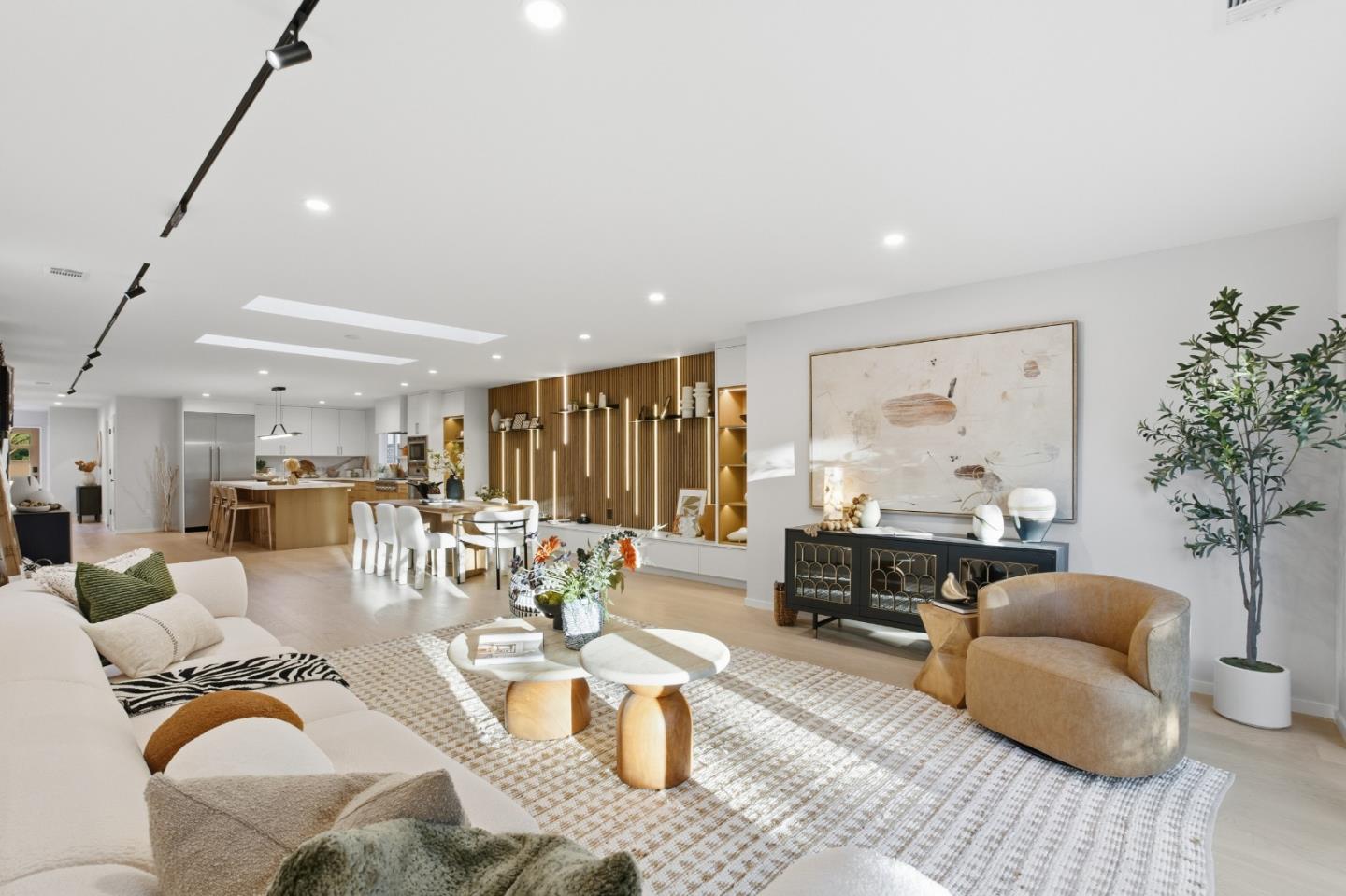 Detail Gallery Image 14 of 50 For 1316 Elm St, San Carlos,  CA 94070 - 4 Beds | 3 Baths