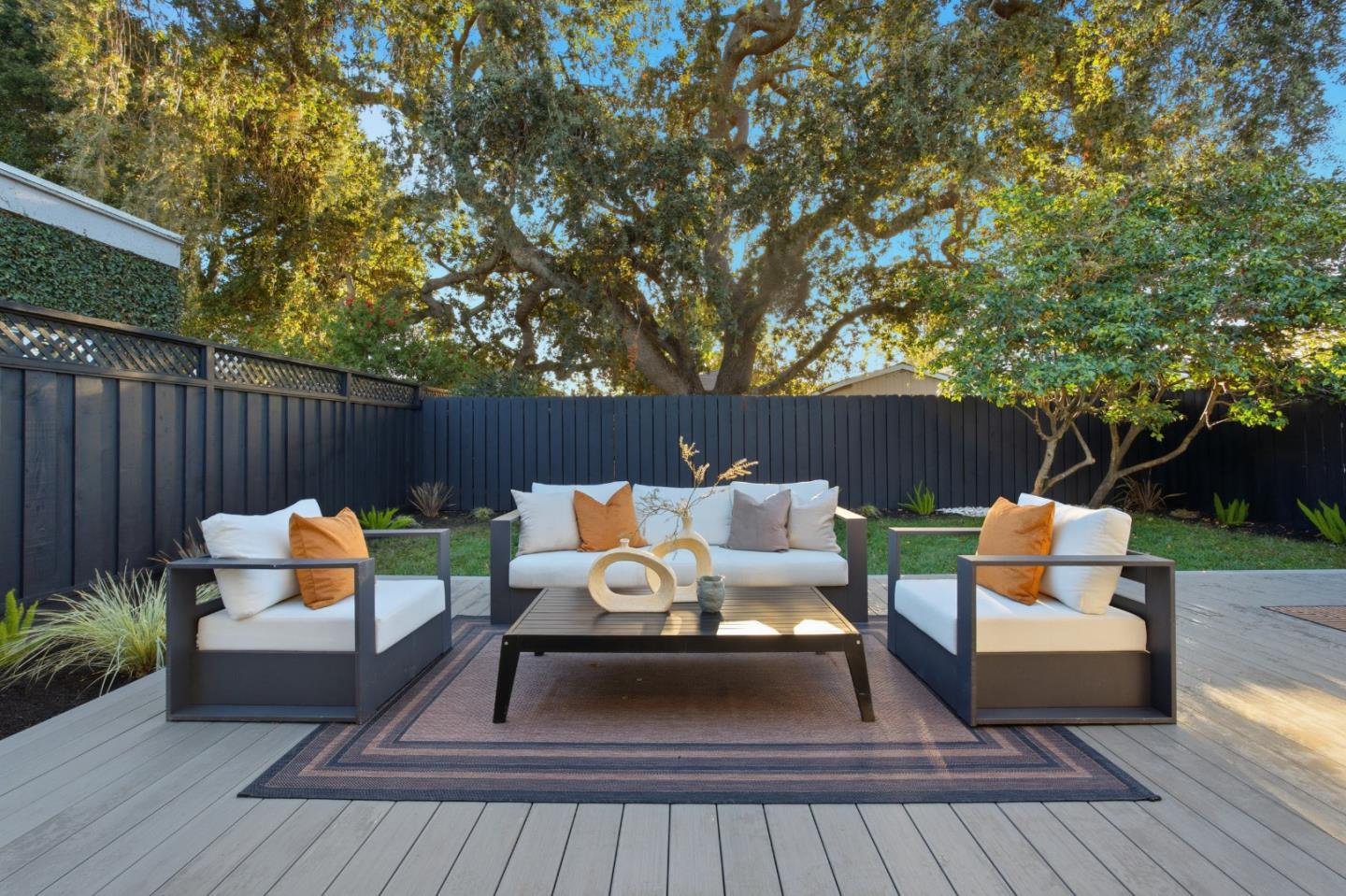 Detail Gallery Image 40 of 50 For 1316 Elm St, San Carlos,  CA 94070 - 4 Beds | 3 Baths