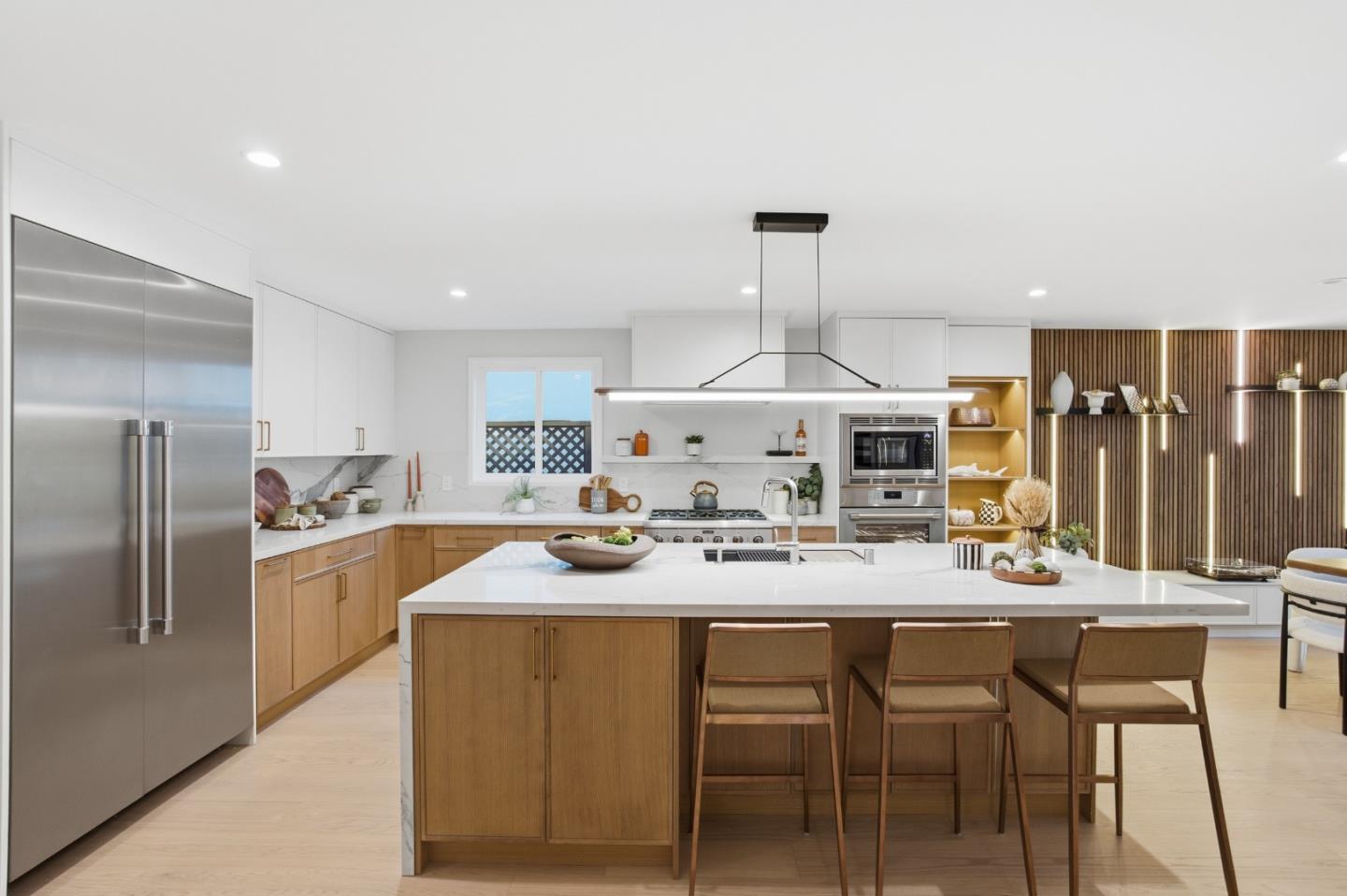 Detail Gallery Image 5 of 50 For 1316 Elm St, San Carlos,  CA 94070 - 4 Beds | 3 Baths