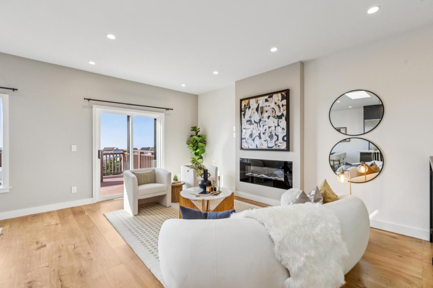 Detail Gallery Image 22 of 125 For 2271 40th Ave, San Francisco,  CA 94116 - 4 Beds | 4 Baths