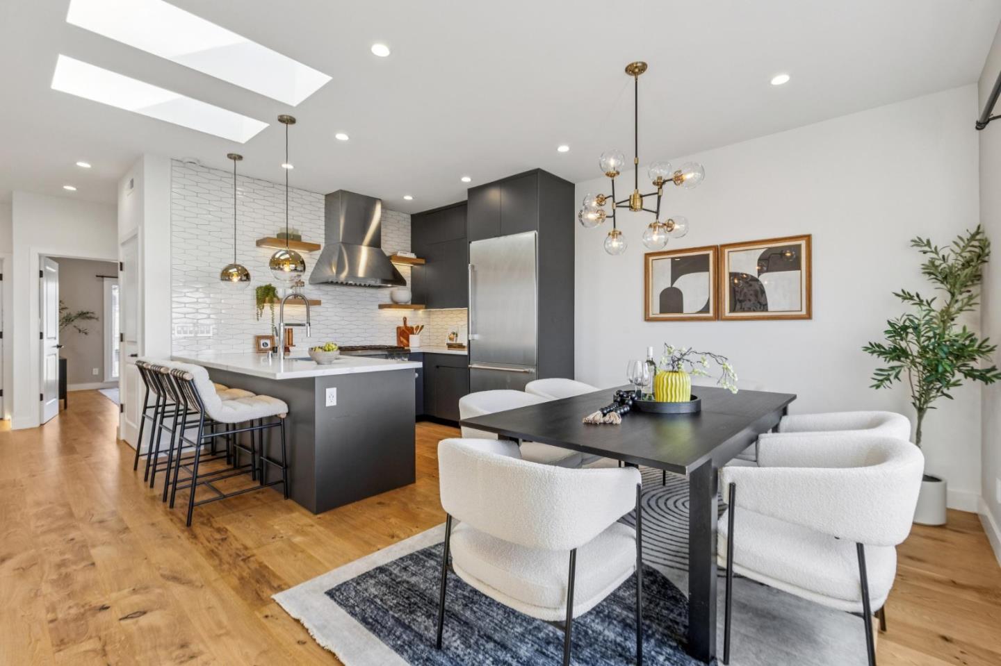 Detail Gallery Image 31 of 125 For 2271 40th Ave, San Francisco,  CA 94116 - 4 Beds | 4 Baths