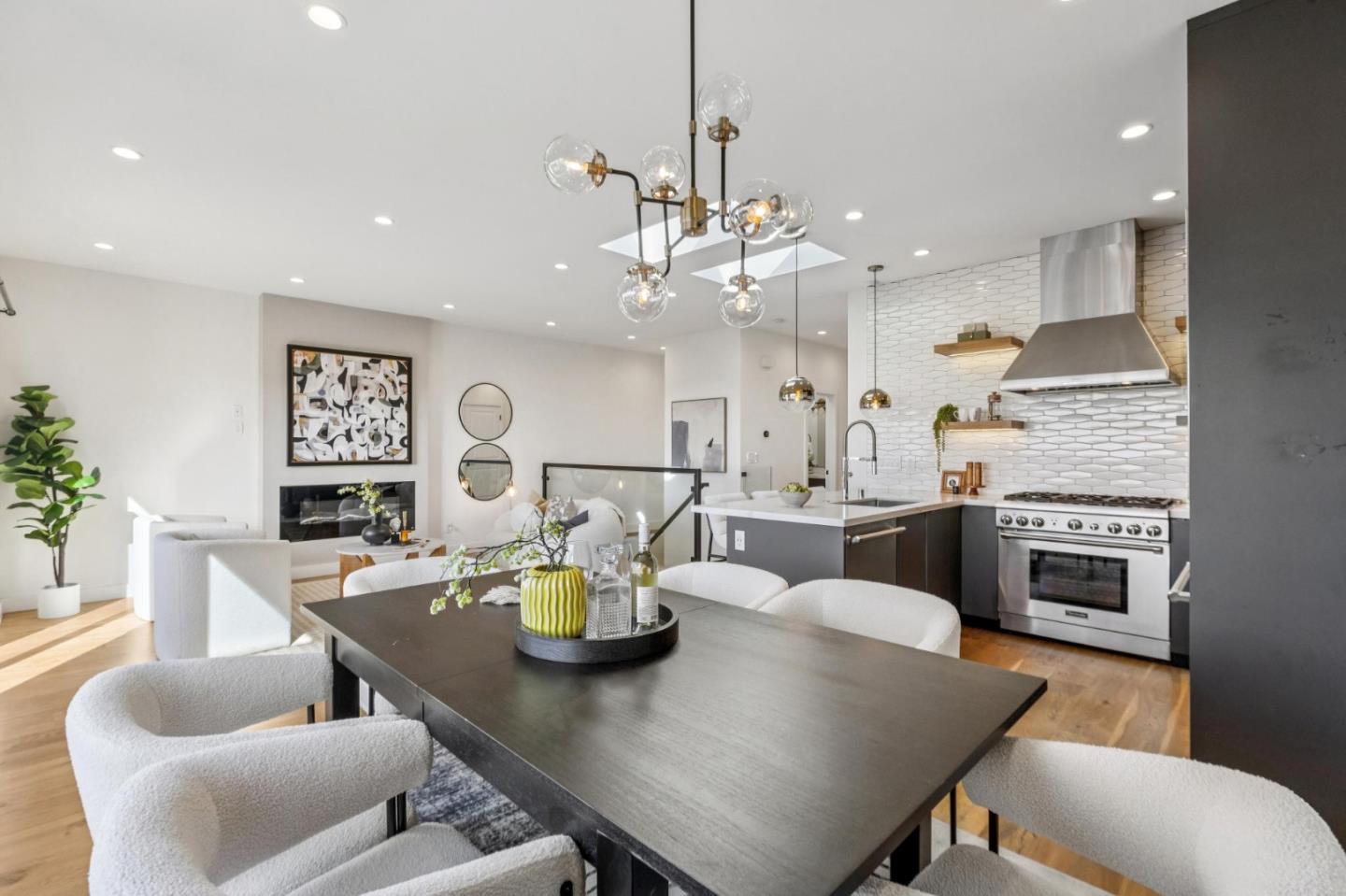 Detail Gallery Image 37 of 125 For 2271 40th Ave, San Francisco,  CA 94116 - 4 Beds | 4 Baths