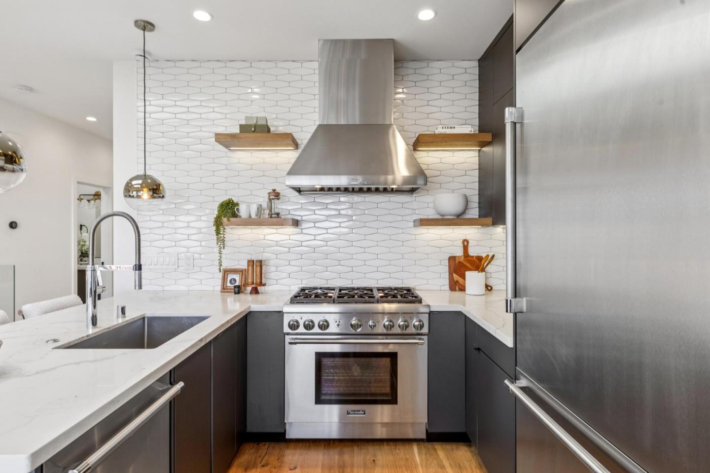 Detail Gallery Image 41 of 125 For 2271 40th Ave, San Francisco,  CA 94116 - 4 Beds | 4 Baths