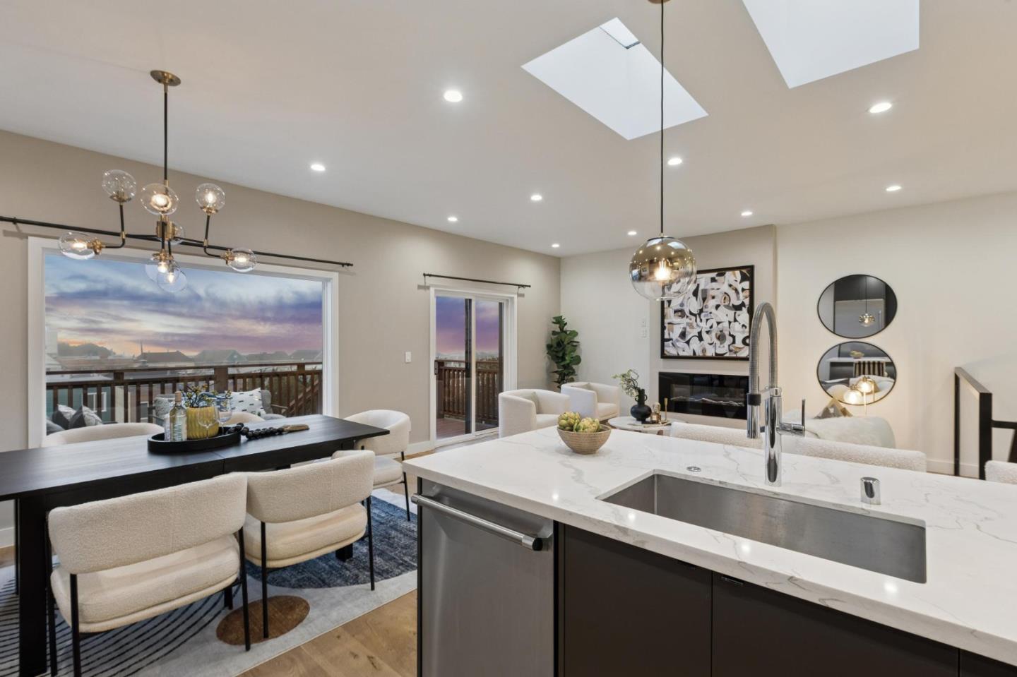 Detail Gallery Image 90 of 125 For 2271 40th Ave, San Francisco,  CA 94116 - 4 Beds | 4 Baths