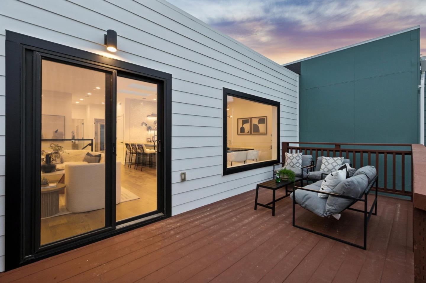 Detail Gallery Image 93 of 125 For 2271 40th Ave, San Francisco,  CA 94116 - 4 Beds | 4 Baths