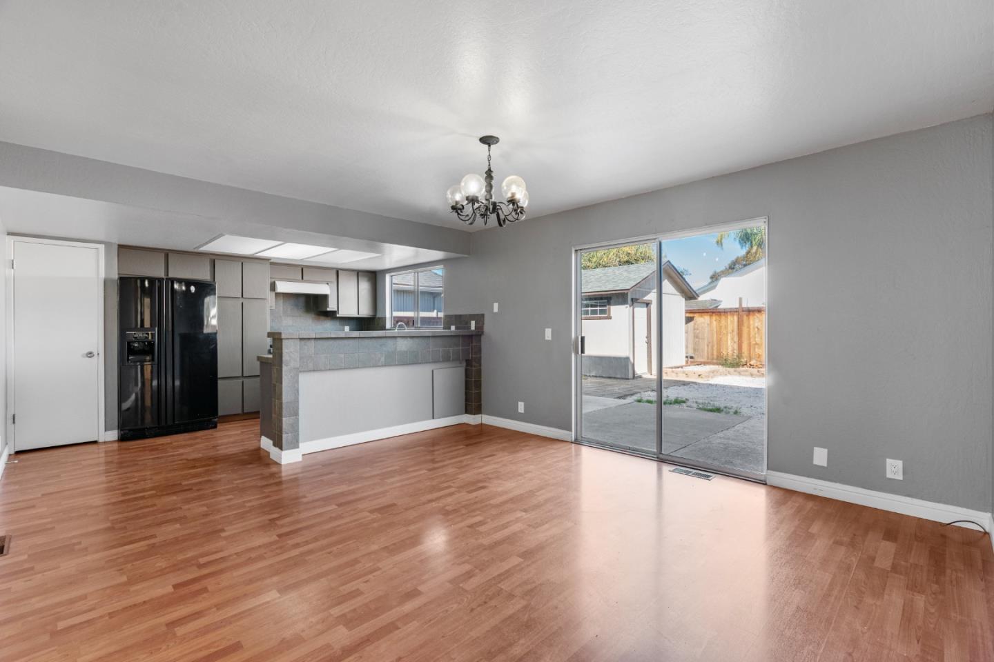 Detail Gallery Image 12 of 34 For 60 Knight Ln, Hollister,  CA 95023 - 4 Beds | 2 Baths