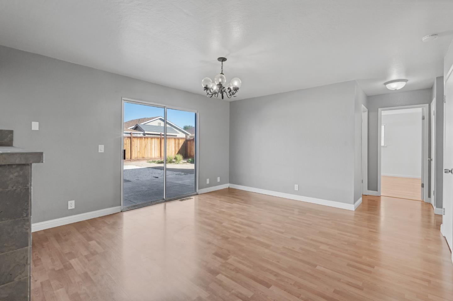 Detail Gallery Image 17 of 34 For 60 Knight Ln, Hollister,  CA 95023 - 4 Beds | 2 Baths