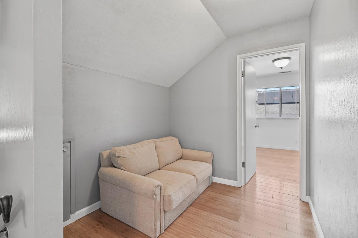 Detail Gallery Image 22 of 34 For 60 Knight Ln, Hollister,  CA 95023 - 4 Beds | 2 Baths