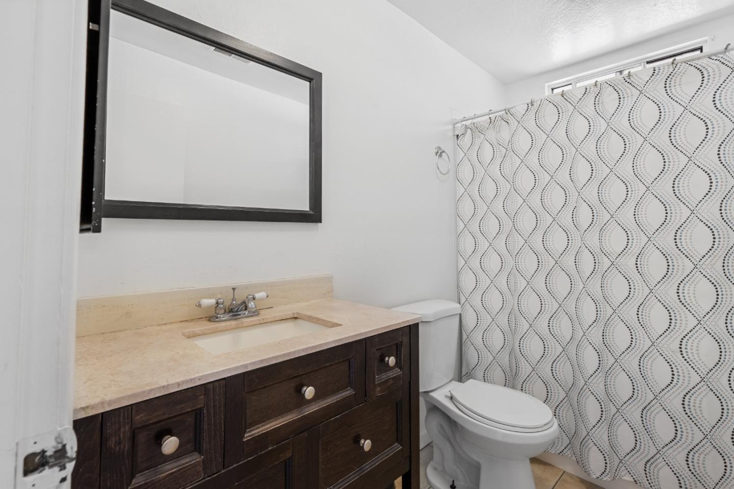 Detail Gallery Image 23 of 34 For 60 Knight Ln, Hollister,  CA 95023 - 4 Beds | 2 Baths