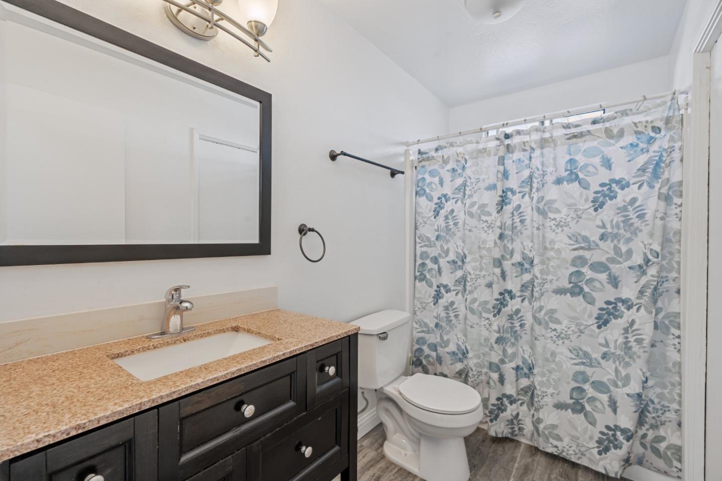 Detail Gallery Image 24 of 34 For 60 Knight Ln, Hollister,  CA 95023 - 4 Beds | 2 Baths