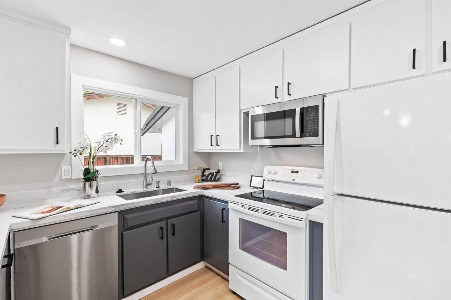 Detail Gallery Image 10 of 20 For 5911 Snell Ave, San Jose,  CA 95123 - 3 Beds | 2 Baths