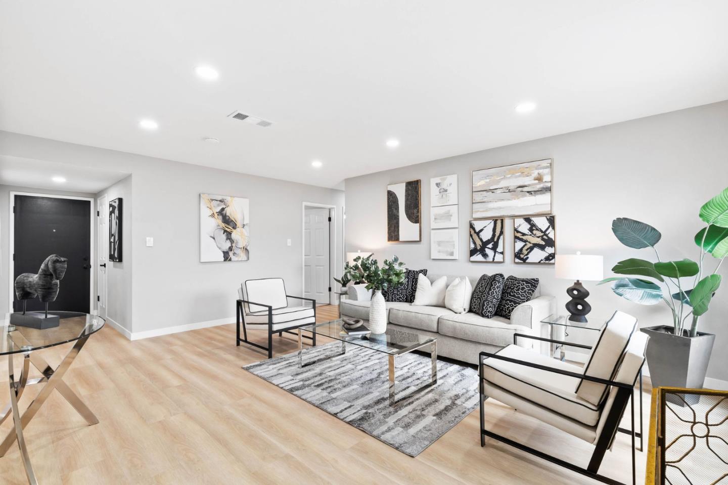 Detail Gallery Image 5 of 20 For 5911 Snell Ave, San Jose,  CA 95123 - 3 Beds | 2 Baths