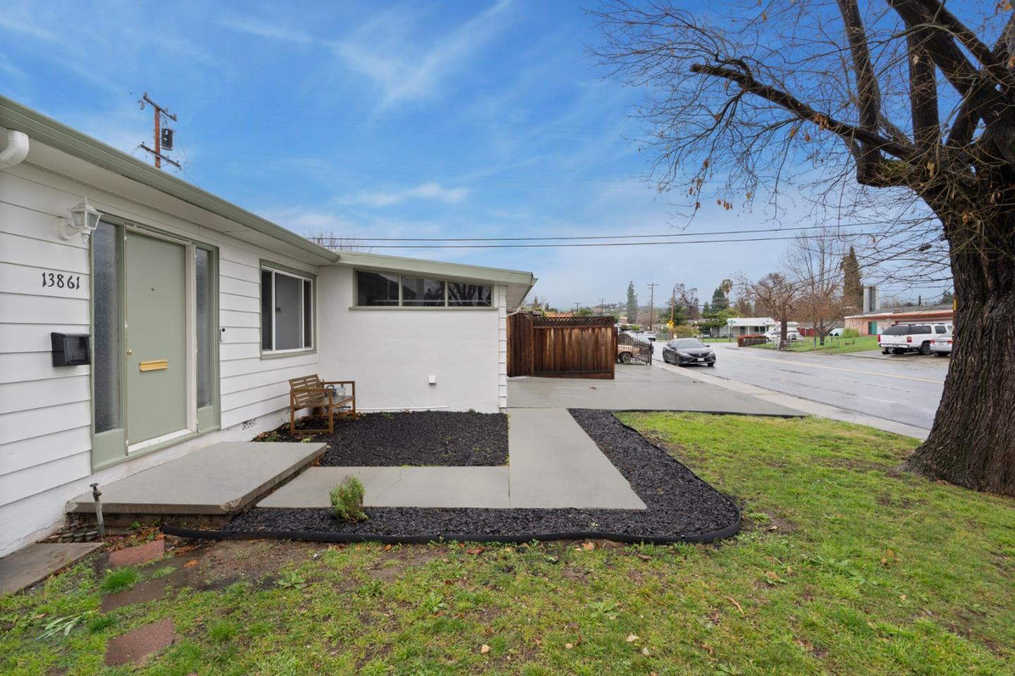 Detail Gallery Image 3 of 27 For 13861 Highwood Dr, San Jose,  CA 95127 - 3 Beds | 1 Baths