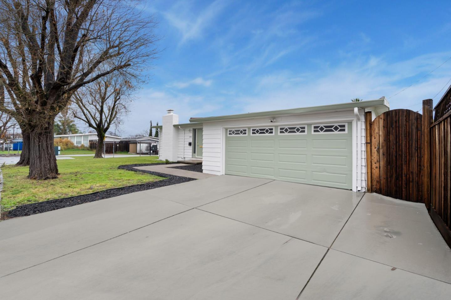 Detail Gallery Image 5 of 27 For 13861 Highwood Dr, San Jose,  CA 95127 - 3 Beds | 1 Baths