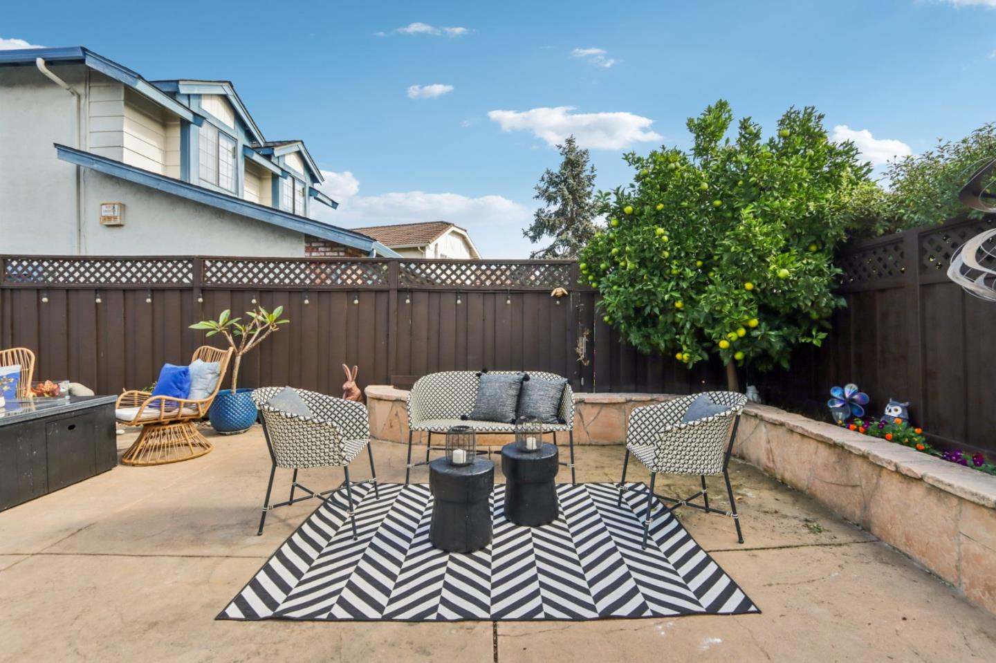 Detail Gallery Image 27 of 36 For 1100 Ramblewood Way, San Mateo,  CA 94403 - 3 Beds | 2 Baths