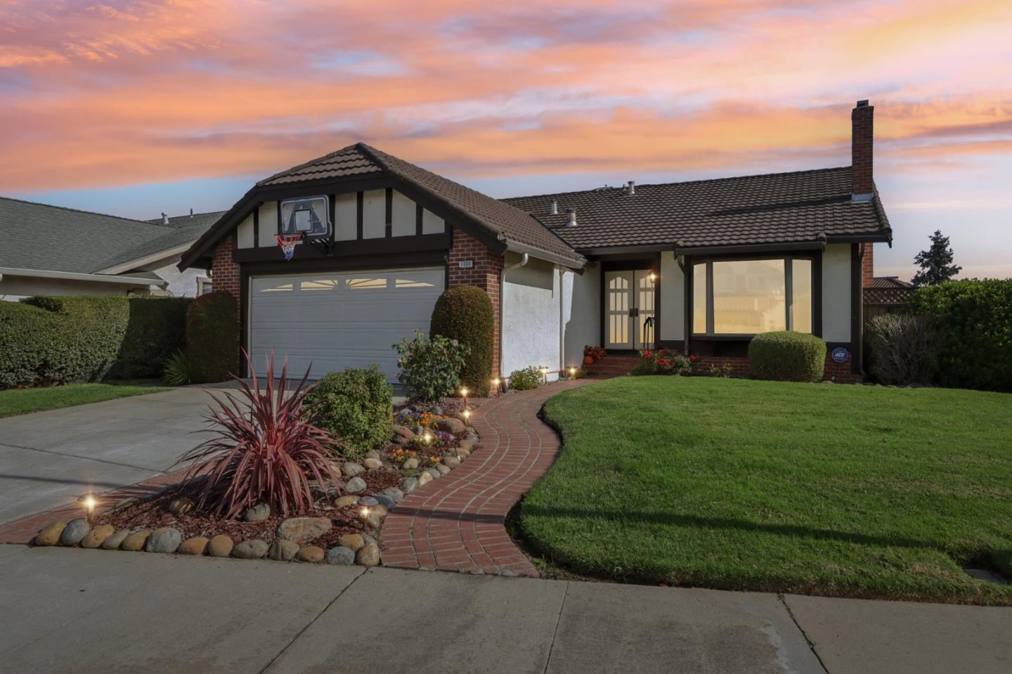 Detail Gallery Image 31 of 36 For 1100 Ramblewood Way, San Mateo,  CA 94403 - 3 Beds | 2 Baths