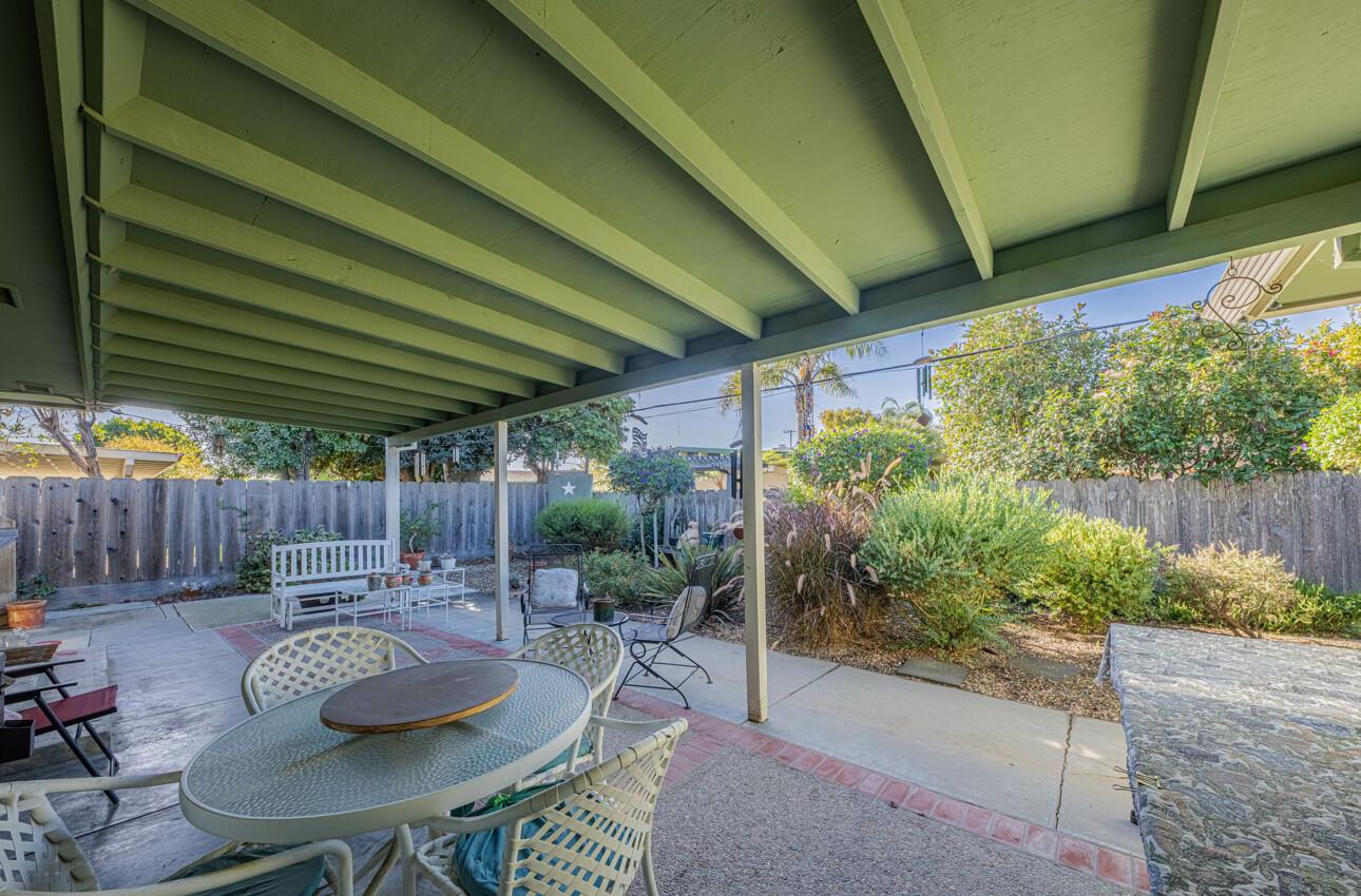 Detail Gallery Image 23 of 43 For 517 College Dr, Salinas,  CA 93901 - 4 Beds | 3 Baths