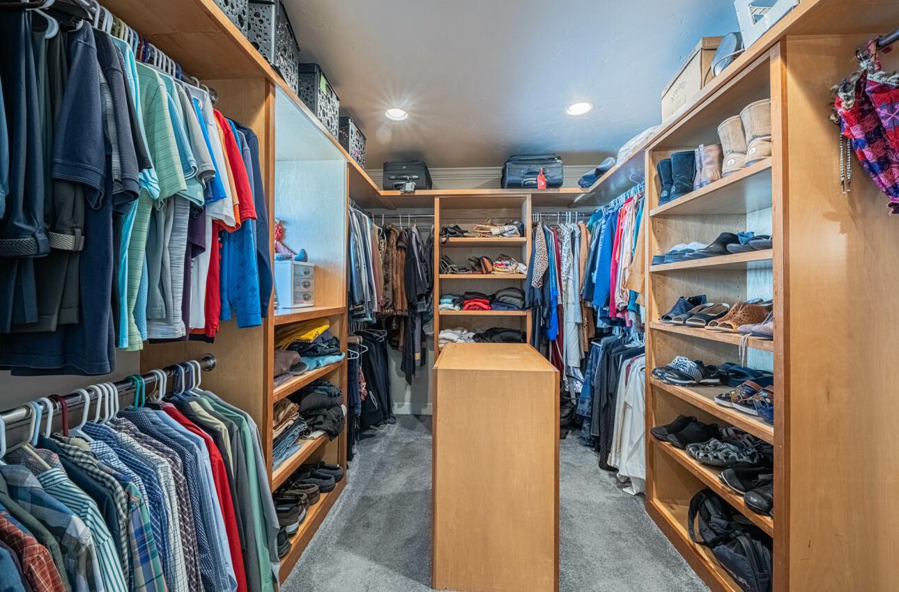 Detail Gallery Image 27 of 43 For 517 College Dr, Salinas,  CA 93901 - 4 Beds | 3 Baths