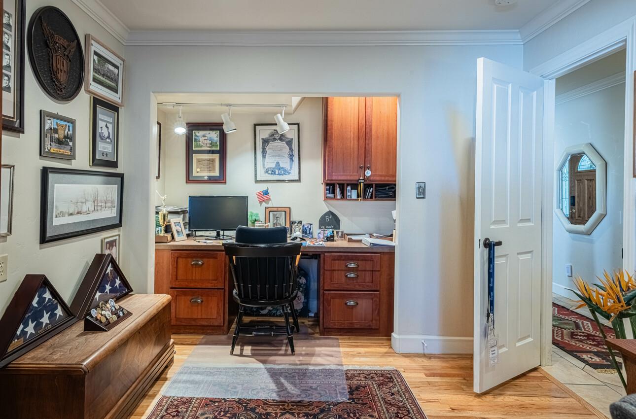 Detail Gallery Image 29 of 43 For 517 College Dr, Salinas,  CA 93901 - 4 Beds | 3 Baths