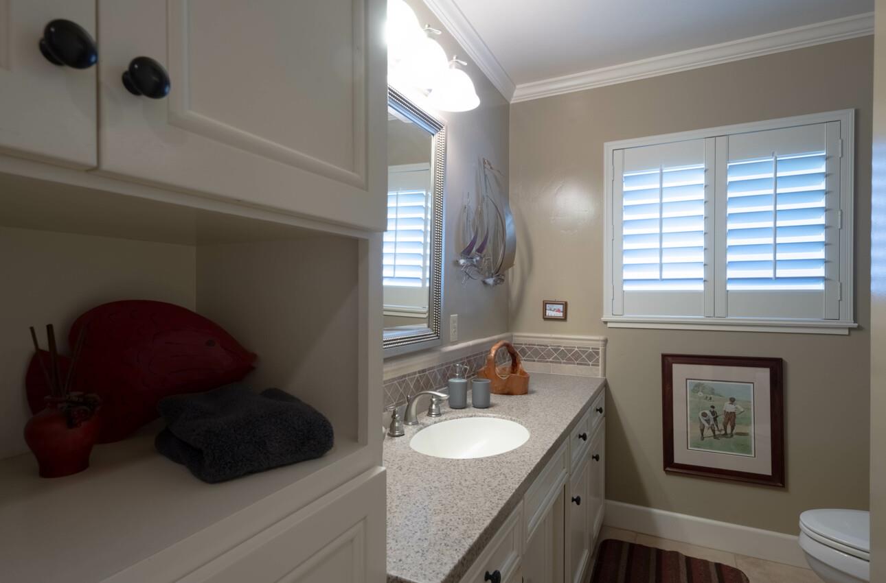 Detail Gallery Image 30 of 43 For 517 College Dr, Salinas,  CA 93901 - 4 Beds | 3 Baths