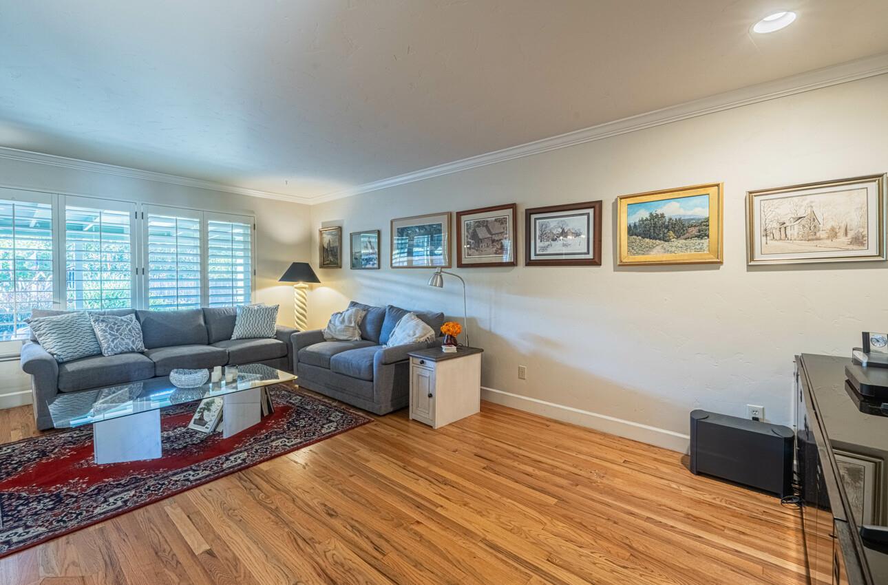 Detail Gallery Image 7 of 43 For 517 College Dr, Salinas,  CA 93901 - 4 Beds | 3 Baths