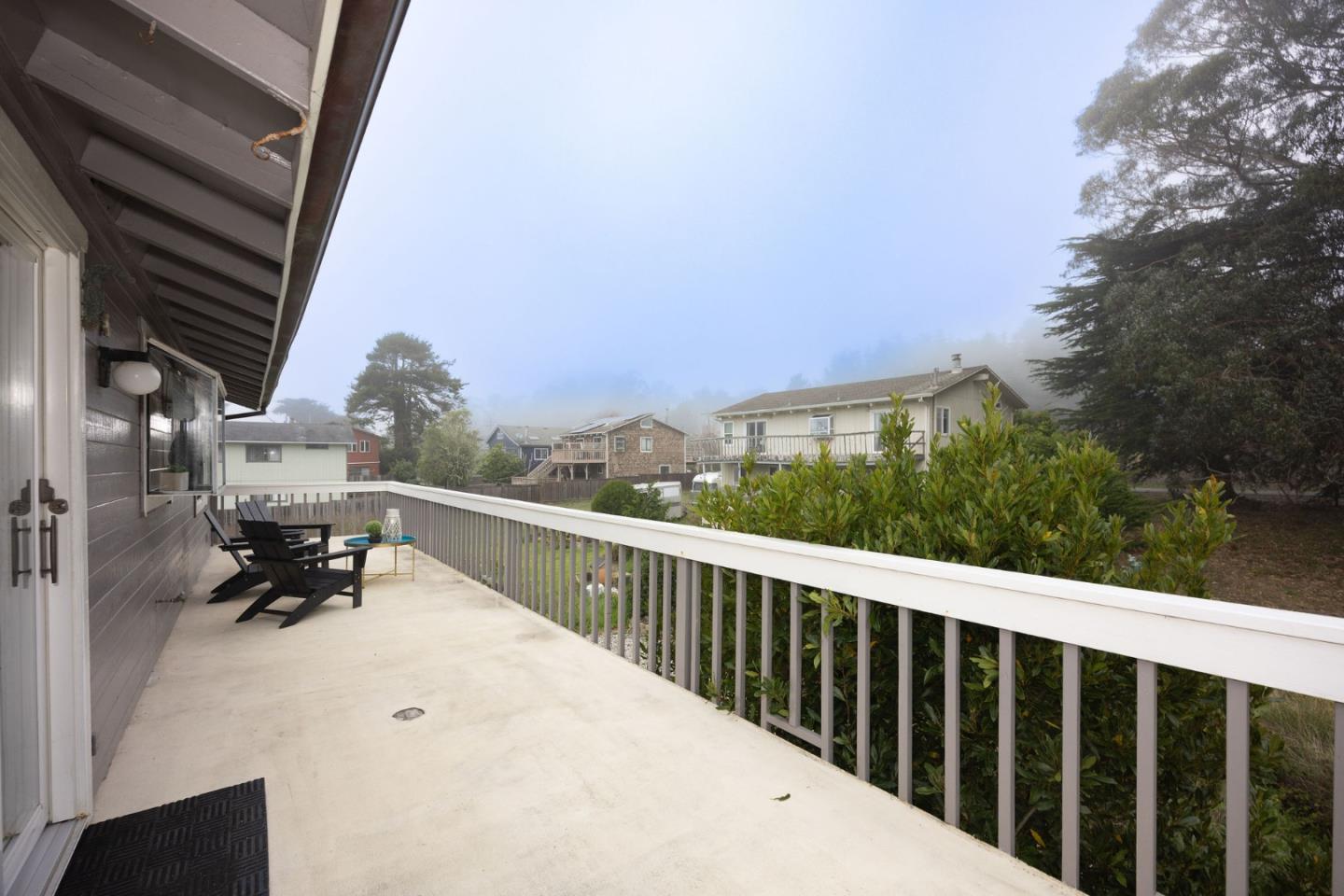 Detail Gallery Image 40 of 52 For 1077 Pearl Ave, Moss Beach,  CA 94038 - 3 Beds | 2/1 Baths