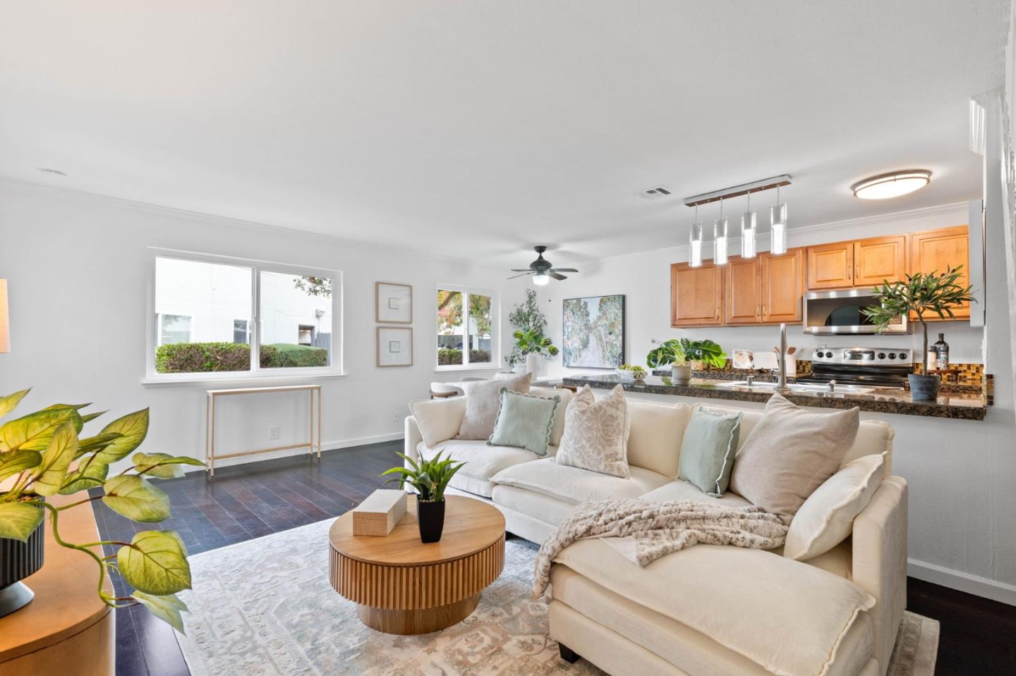 Detail Gallery Image 9 of 30 For 5536 Spinnaker Dr #3,  San Jose,  CA 95123 - 2 Beds | 1 Baths