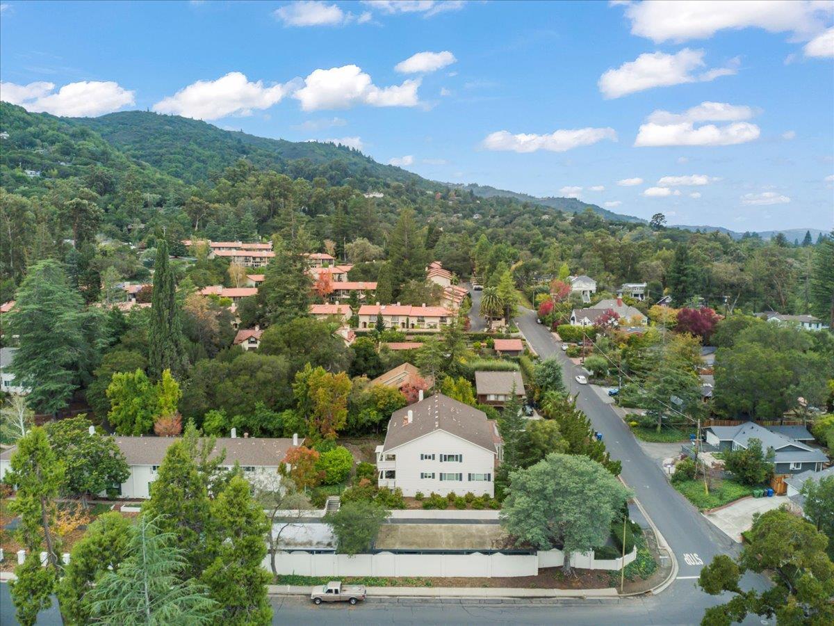 Detail Gallery Image 29 of 37 For 600 Pennsylvania Ave #10,  Los Gatos,  CA 95030 - 2 Beds | 2 Baths